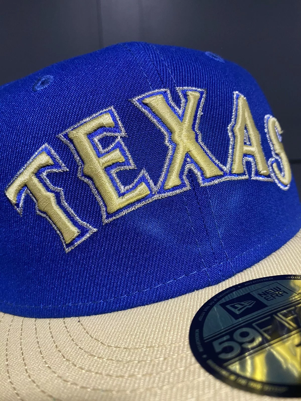 MLB Hats MLB Sz 7 1/8 - Texas Rangers New Era Fitted Blue
