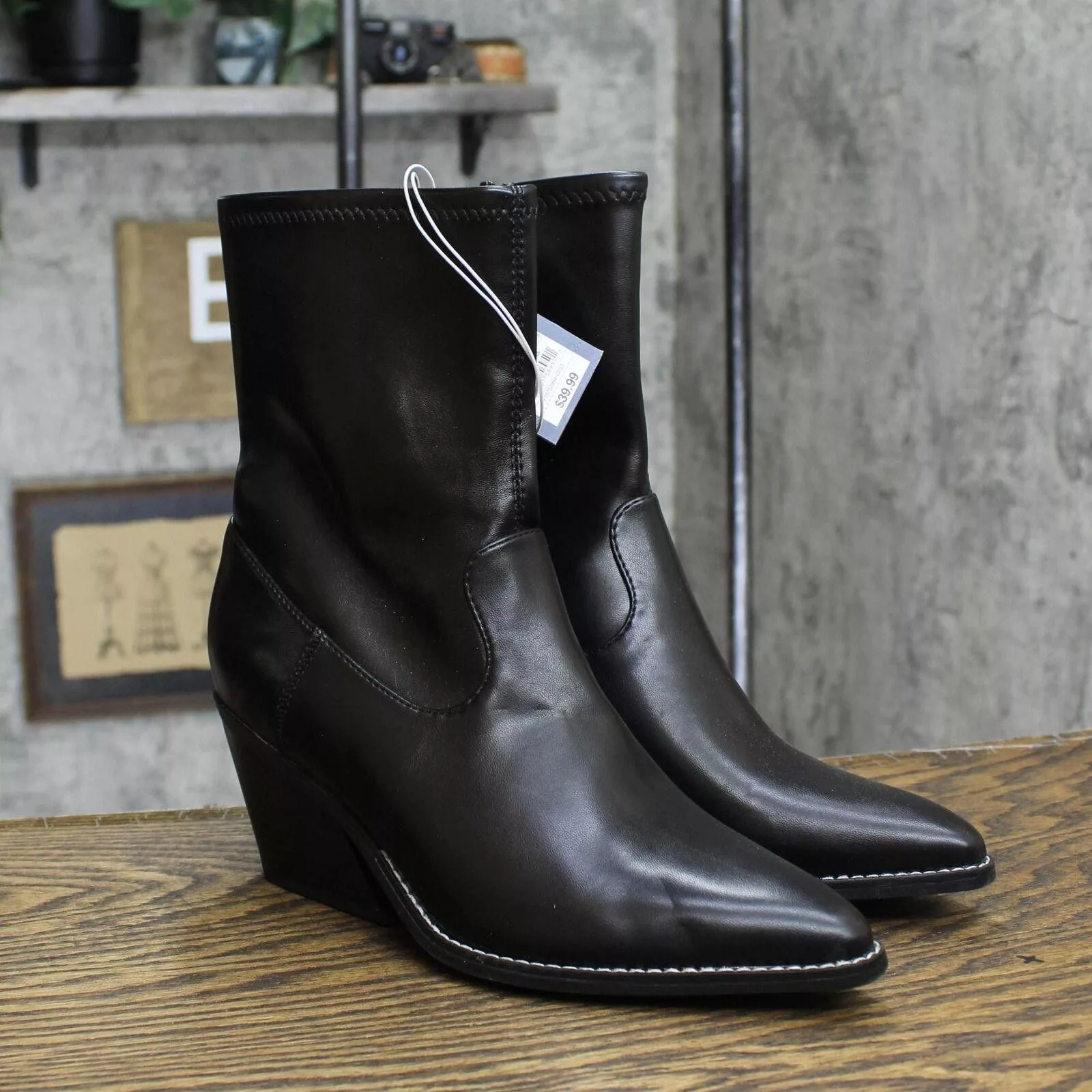 Designer Boots Designer NWT Universal Thread Ankle Boots 88375051 Black 6M 6 M