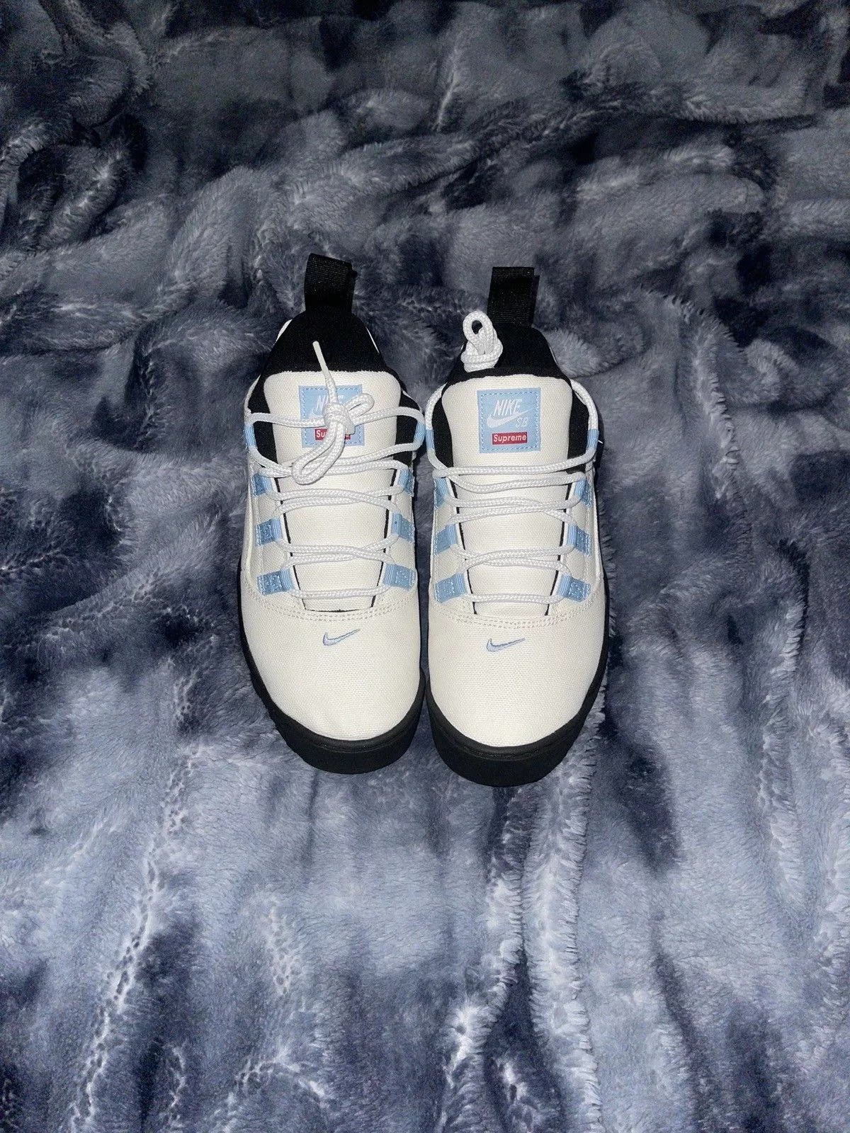 Nike Hi Top Sneakers Nike × Supreme NIKE SB DARWIN LOW Blue