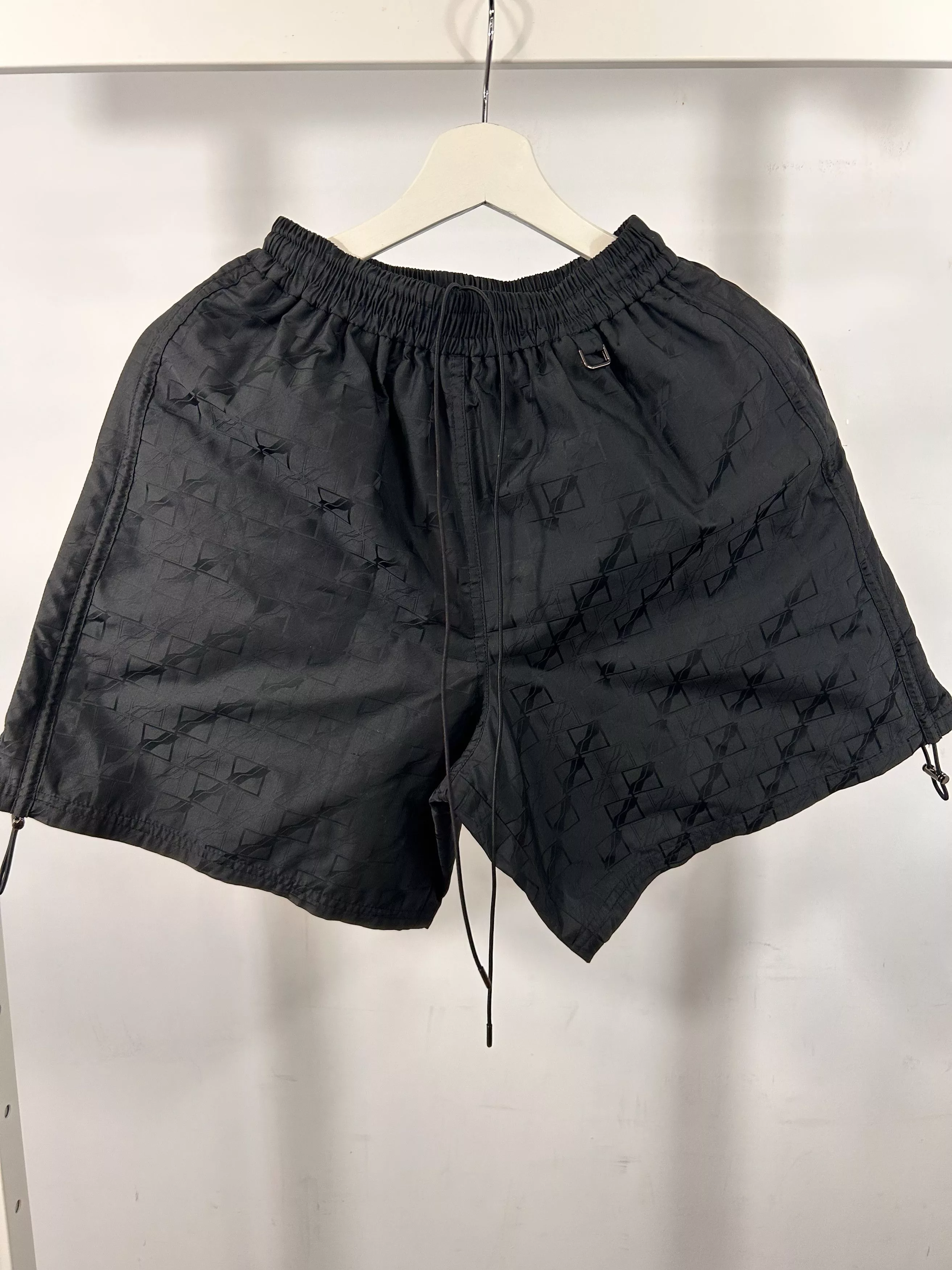 WE11DONE Shorts We11done Black All Over Jacquard Shorts