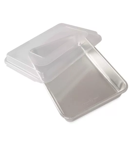 13X9 Cake Pan W/Lid