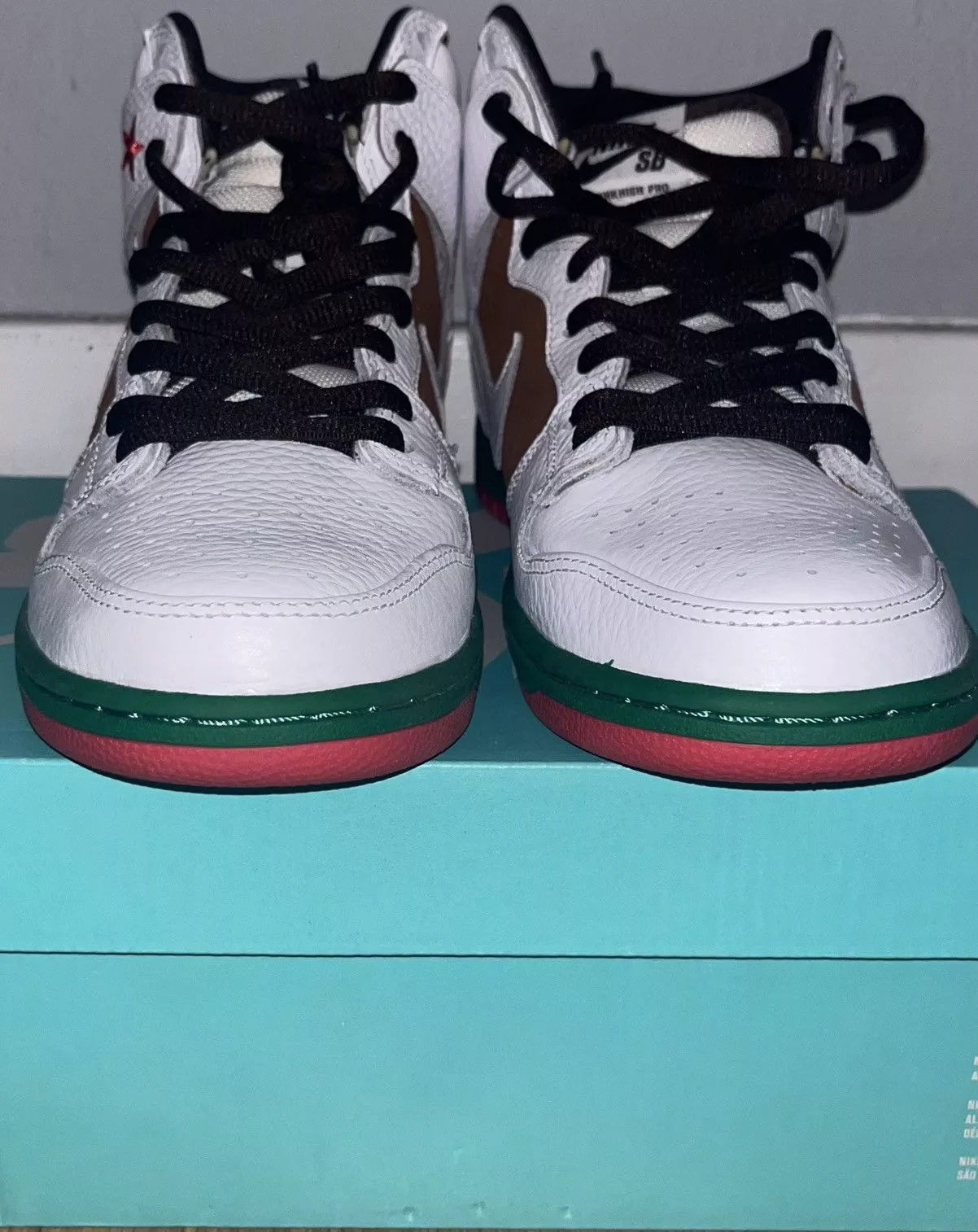 Nike Hi Top Sneakers Nike SB Dunk High Cali (2014) White