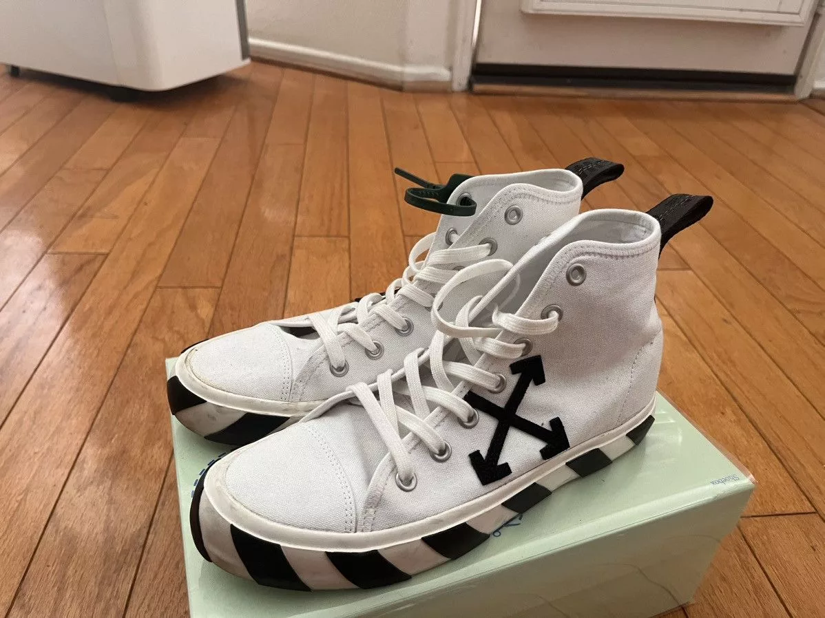 Off-White Hi Top Sneakers Off-White Vulc Mid Canvas