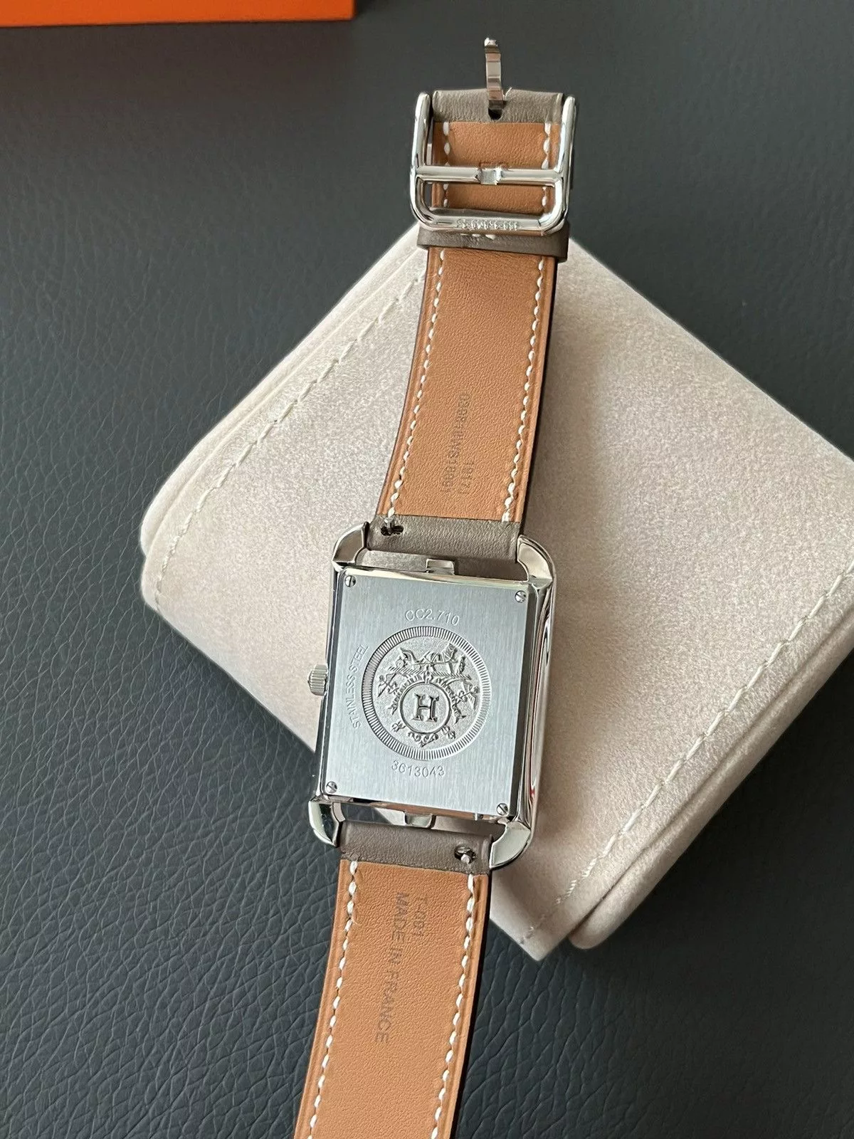 Hermes Watches Brand New Giftable Hermes Classic Cape Cod Large Model Gray