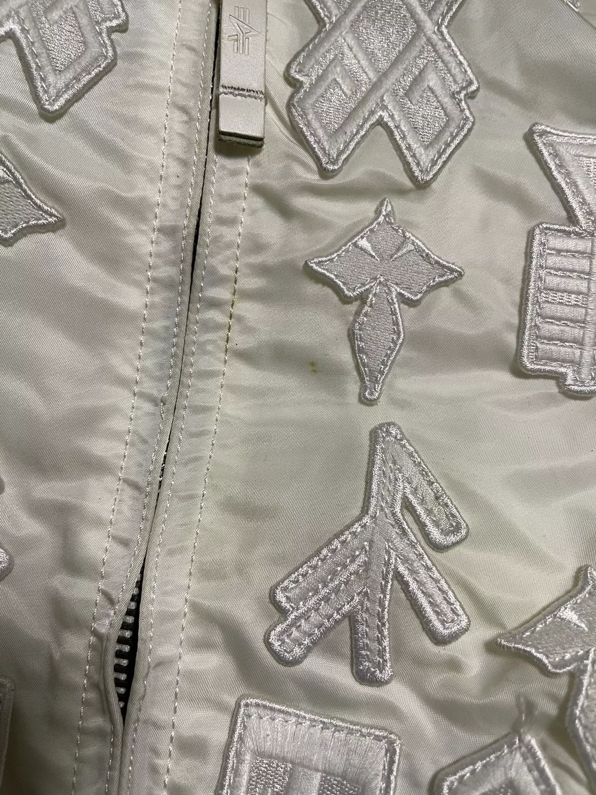 Alpha Industries Bombers Alpha Industries × Marcelo Burlon Alpha Industries X Marcelo Burlon Flight Jacket White Luxury