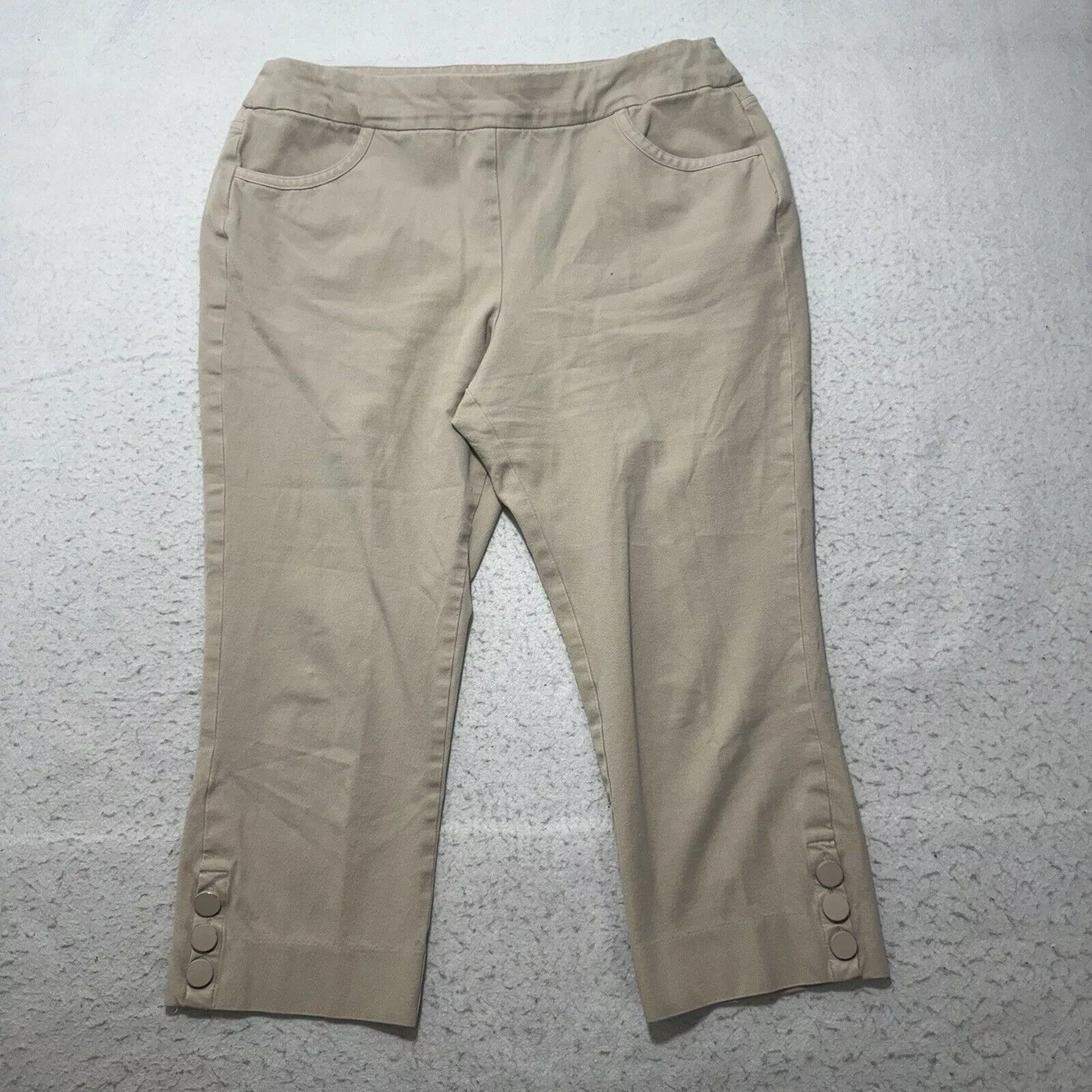 Other Pants Other Soft Surroundings PM Beige Pull On Capri Pants Stretch