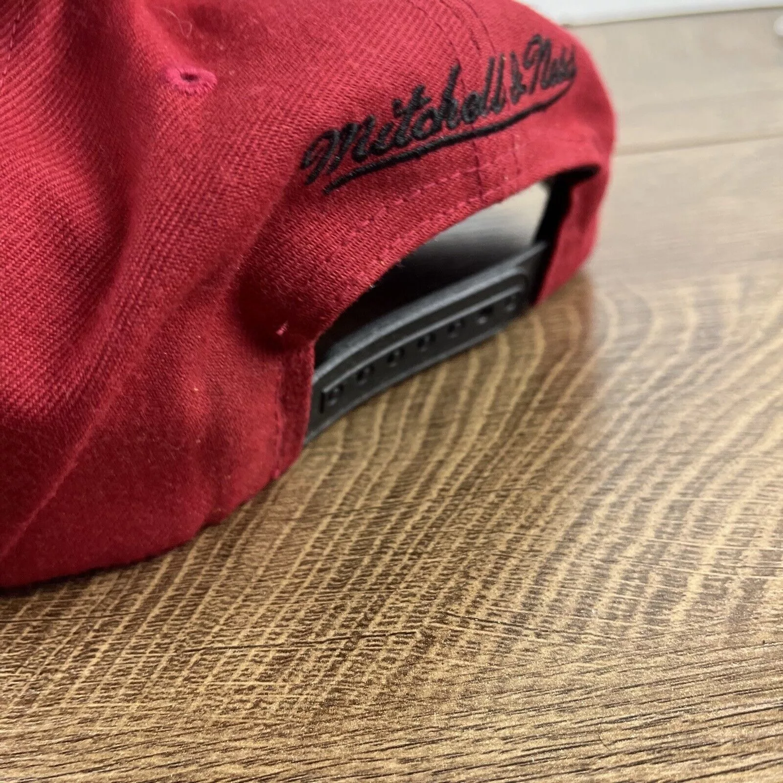 Mitchell & Ness Hats Miami Heat Hat Mitchell & Ness Miami Red Hat Adjustable Adul