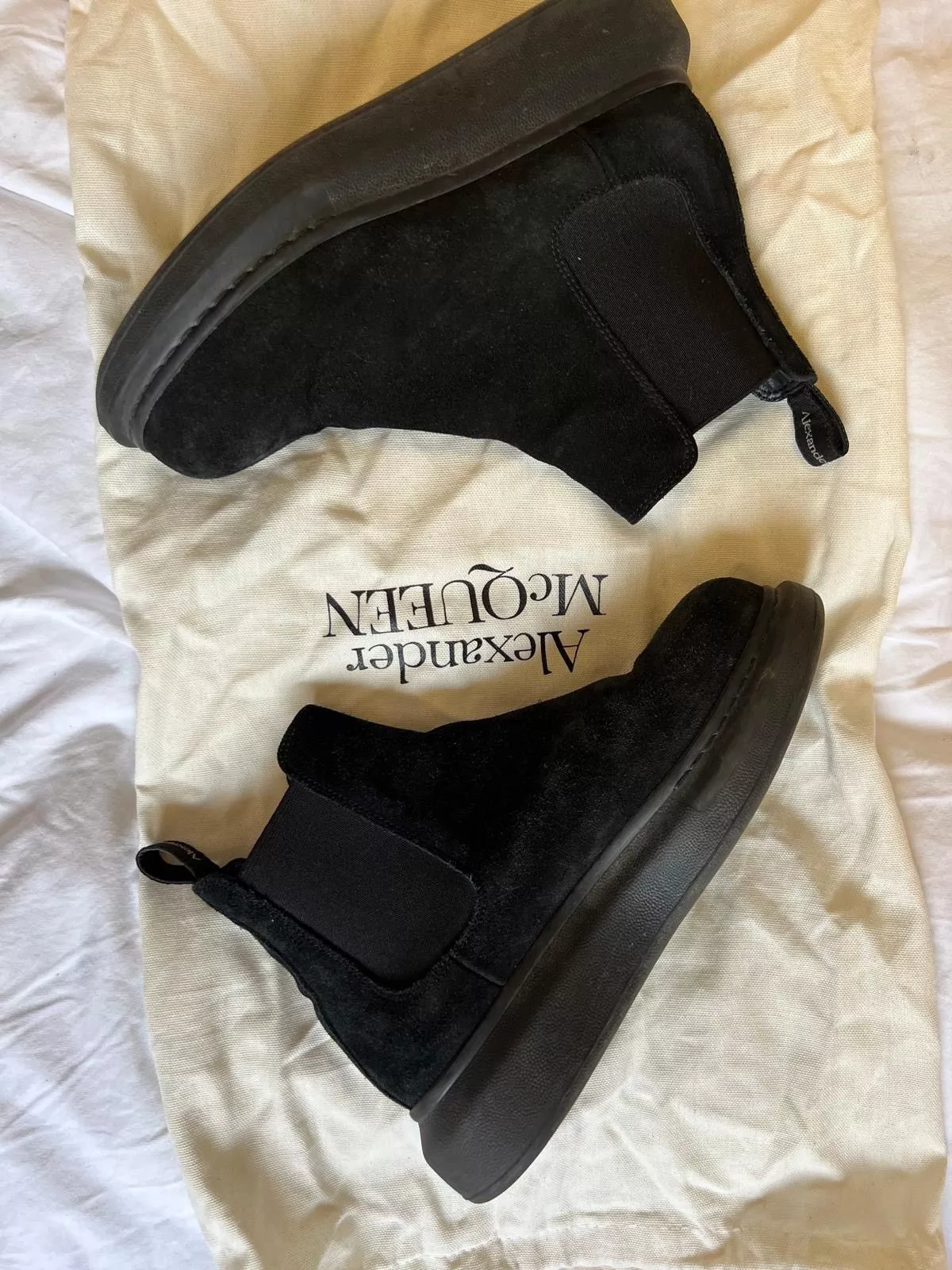 Alexander McQueen Boots Alexander McQueen Hybrid Chelsea boots Black