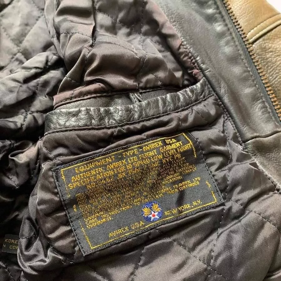 Avirex Leather Jackets Avirex 𝐀𝐕𝐈𝐑𝐄𝐗 𝐂𝐥𝐚𝐬𝐬𝐢𝐜 𝐋𝐞𝐚𝐭𝐡𝐞𝐫 𝐉𝐚𝐜𝐤𝐞𝐭 Brown