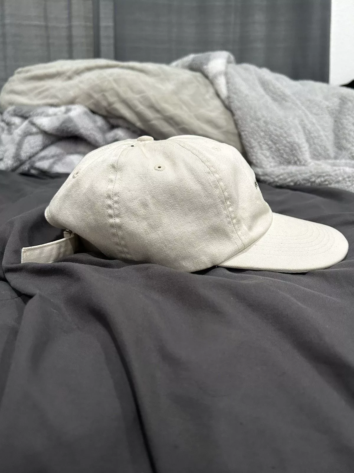 Supreme Hats Supreme 6 panel hat White