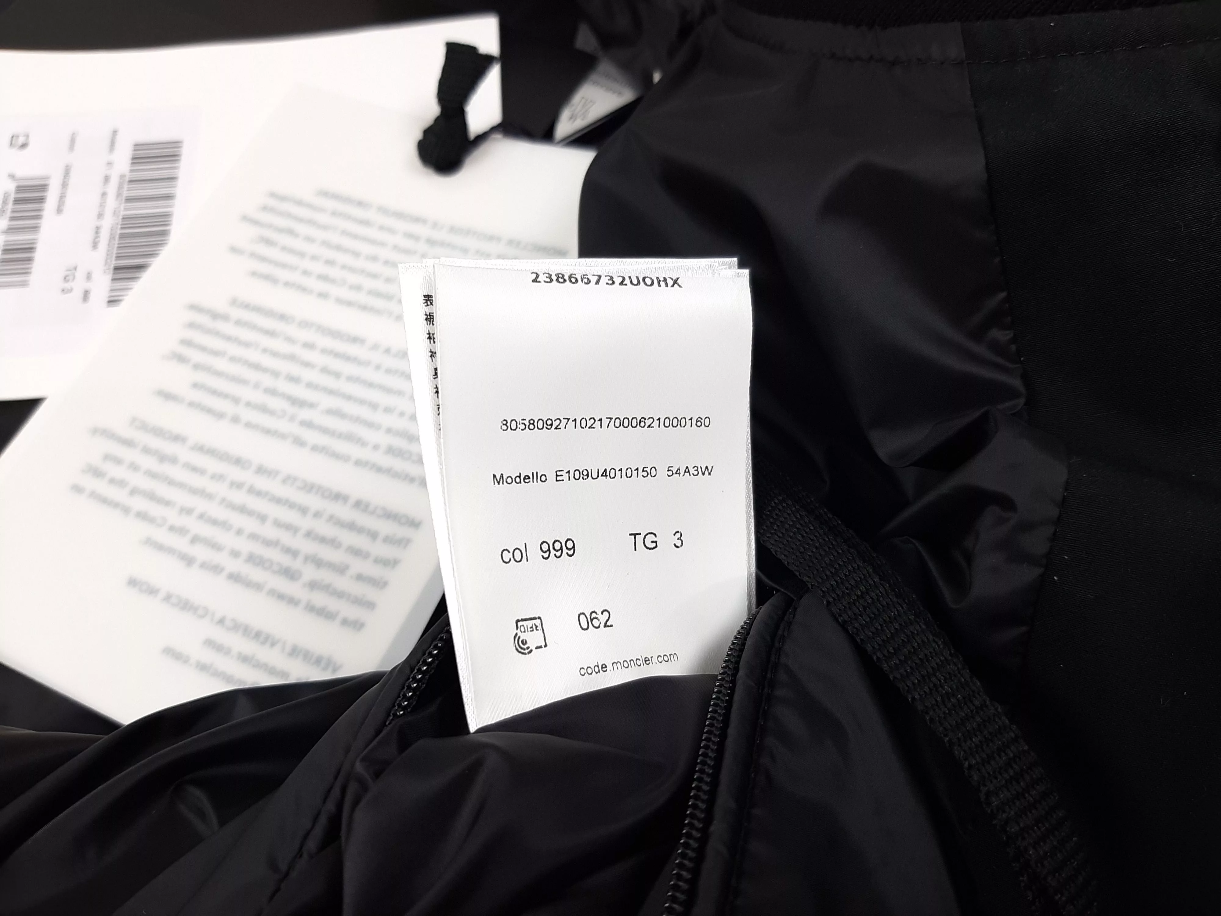 Fragment Design Light Jackets Fragment Design × Moncler Moncler x Fragment Bomber Varsity Jacket Men's Size 3 Gray