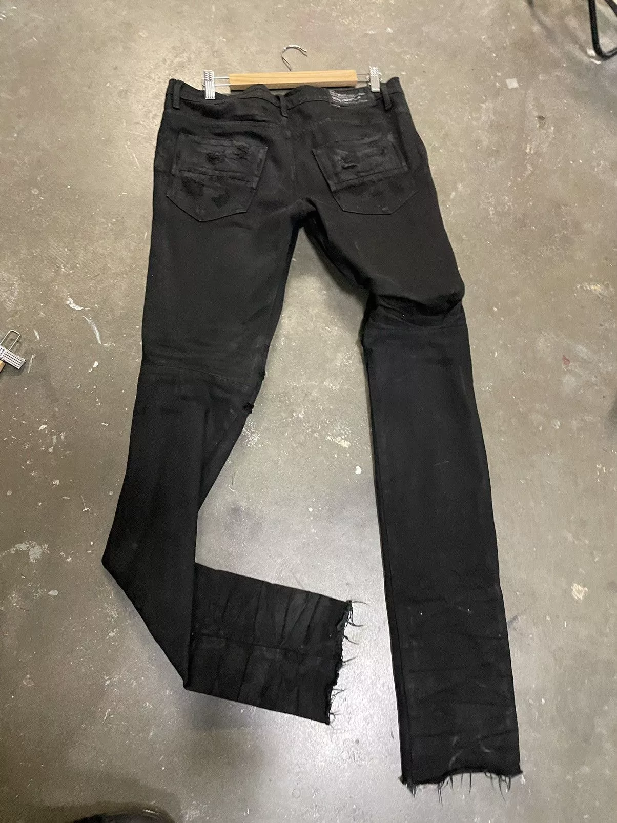 Julius Denim Julius neurbanvolker denim pants Black