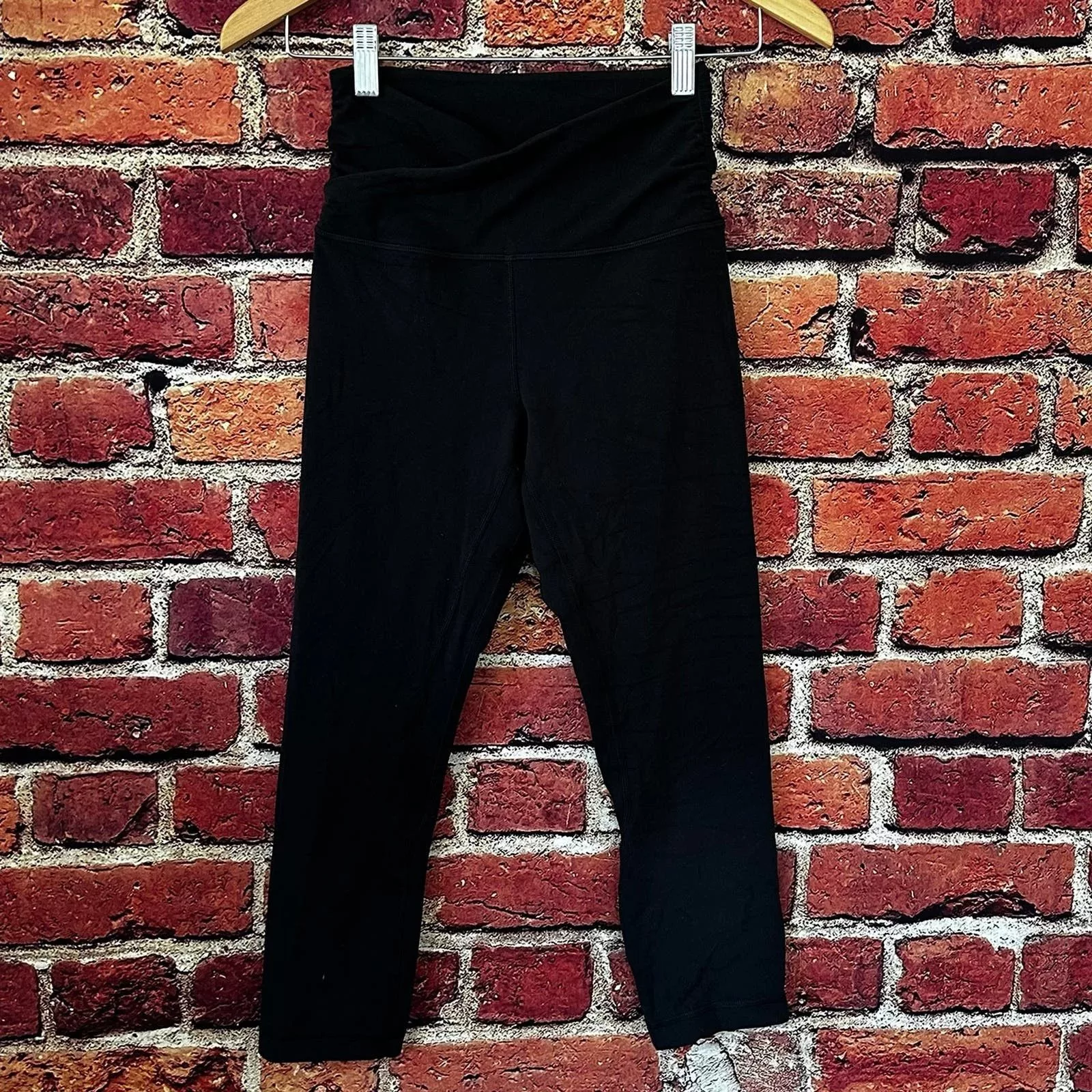 lululemon leggings black size 4