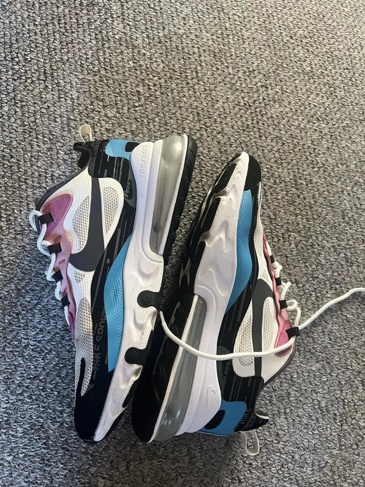Nike Low Top Sneakers Nike 270 React White