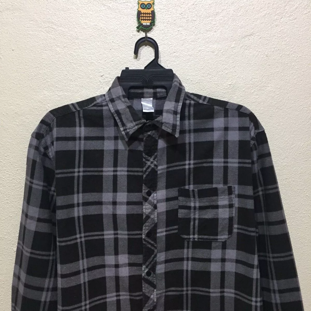 Flannel Shirts Button Ups FLANNEL SINGLE POCKET SIZE L FITS XL Multi