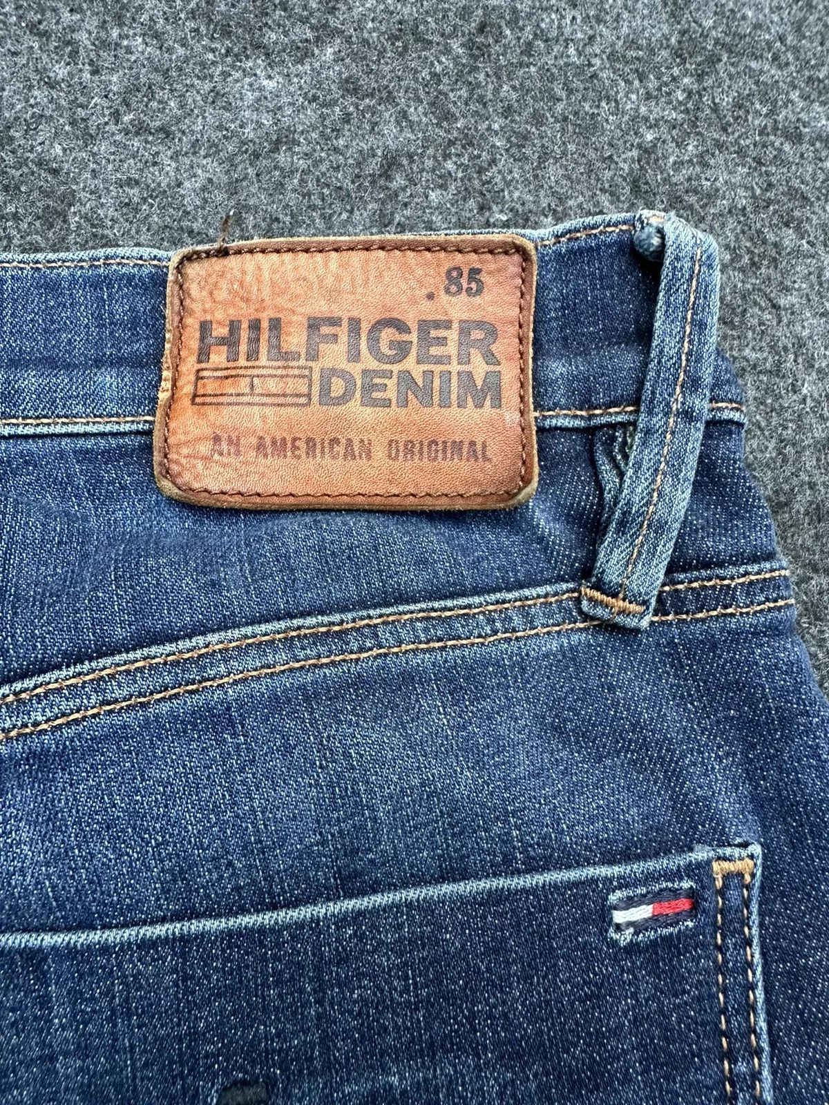 Tommy Hilfiger Denim Tommy Hilfiger Scanton Stretchable Denim Size 34 D13 Blue Streetwear