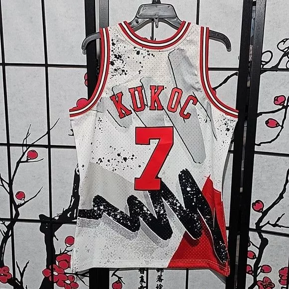 Mitchell & Ness Jerseys Mitchell & Ness Chicago Bulls Throwback Jersey Tony Kukoc Medium NWT Red