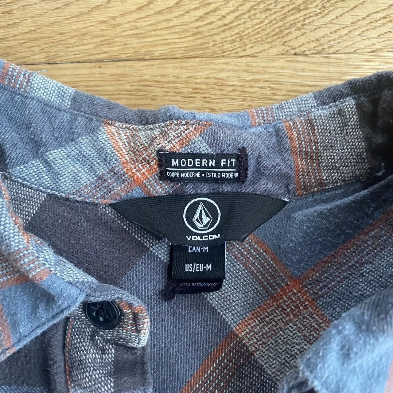 Volcom Shirts Button Ups Plaid Volcom button up Blue
