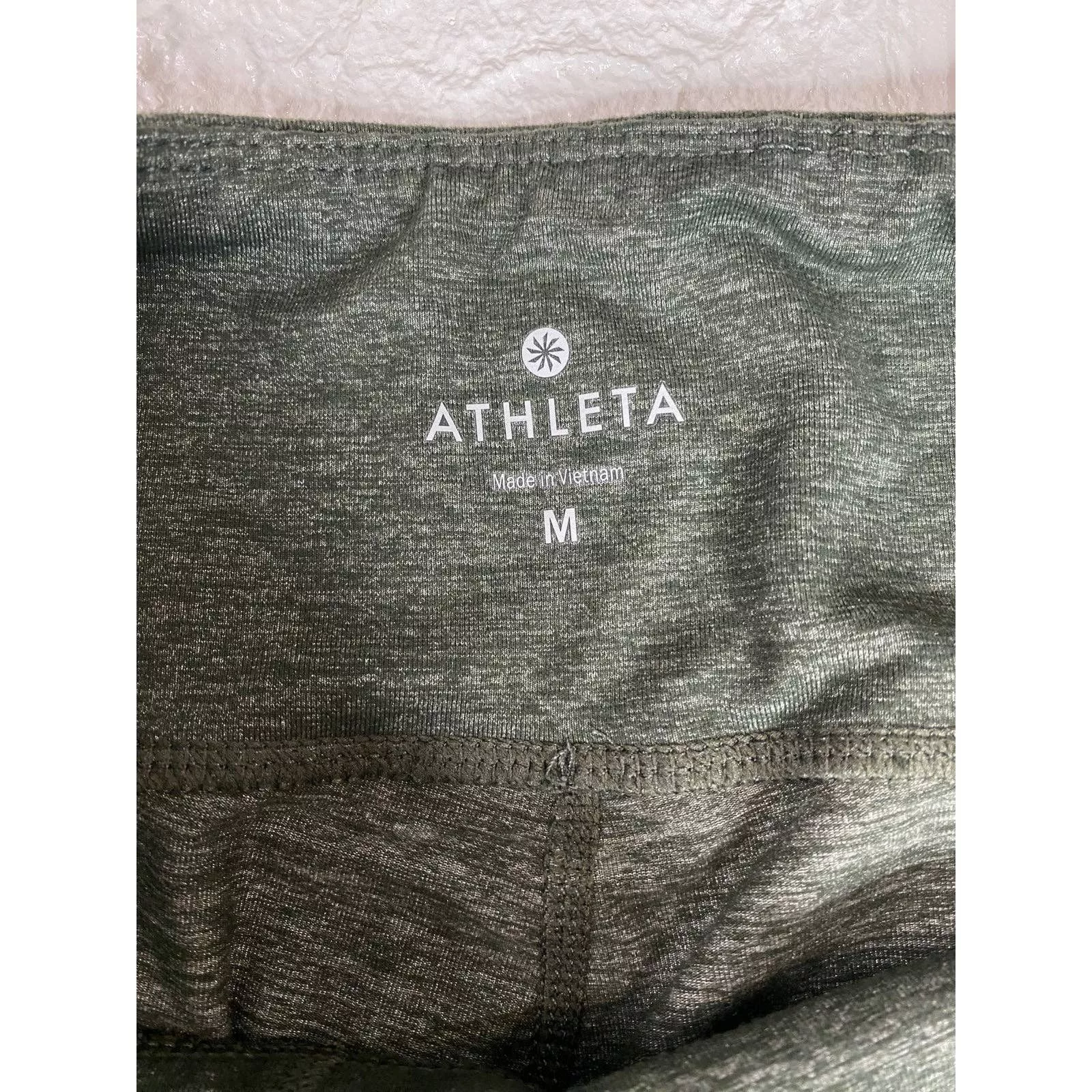 Athleta leggings size medium Green