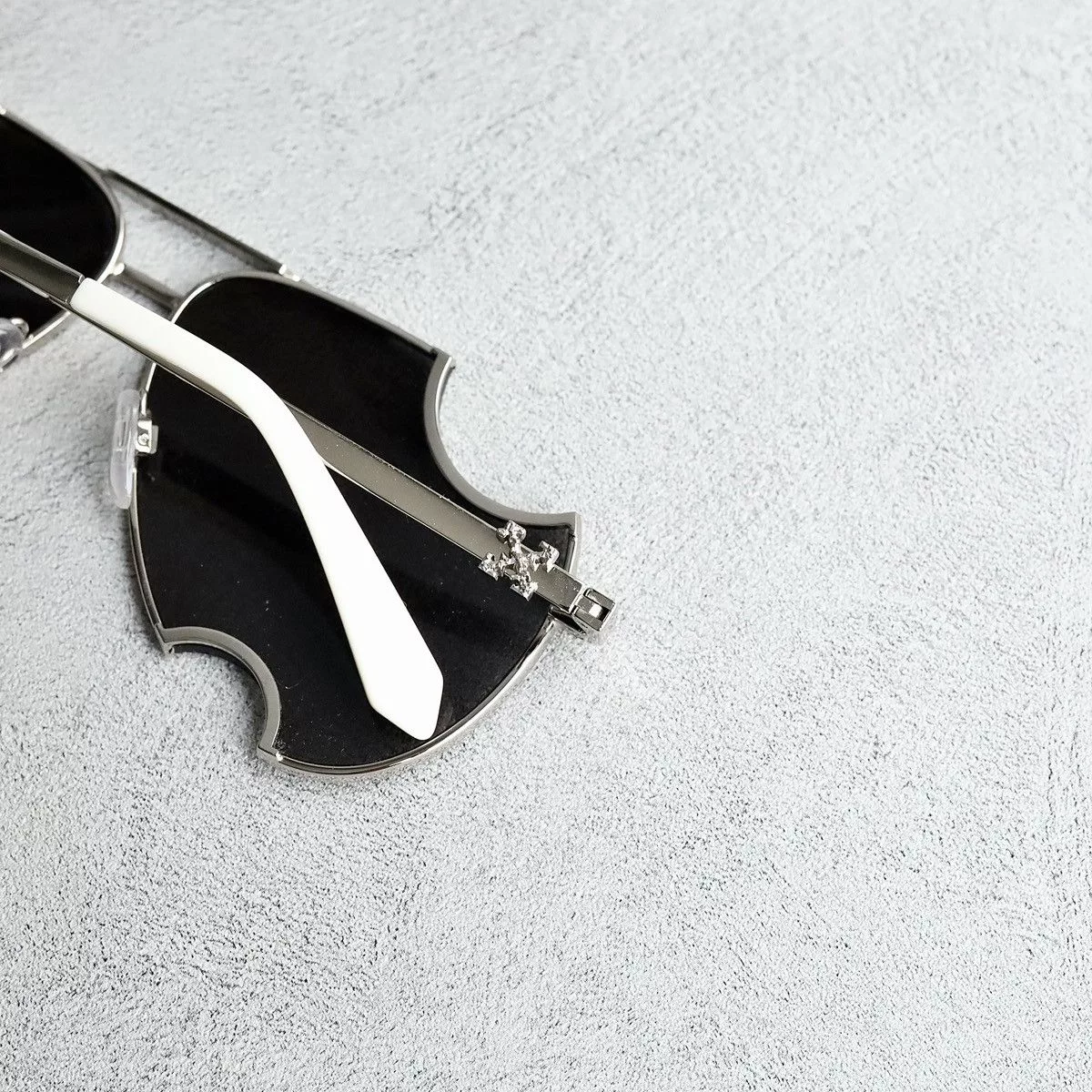 Off-White Sunglasses Off-White OFF WHITE DALLAS SUNGLASSES Silver