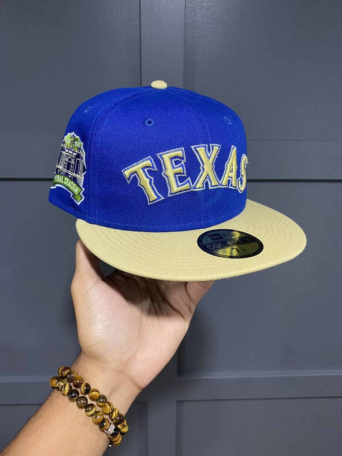 MLB Hats MLB Sz 7 1/8 - Texas Rangers New Era Fitted Blue