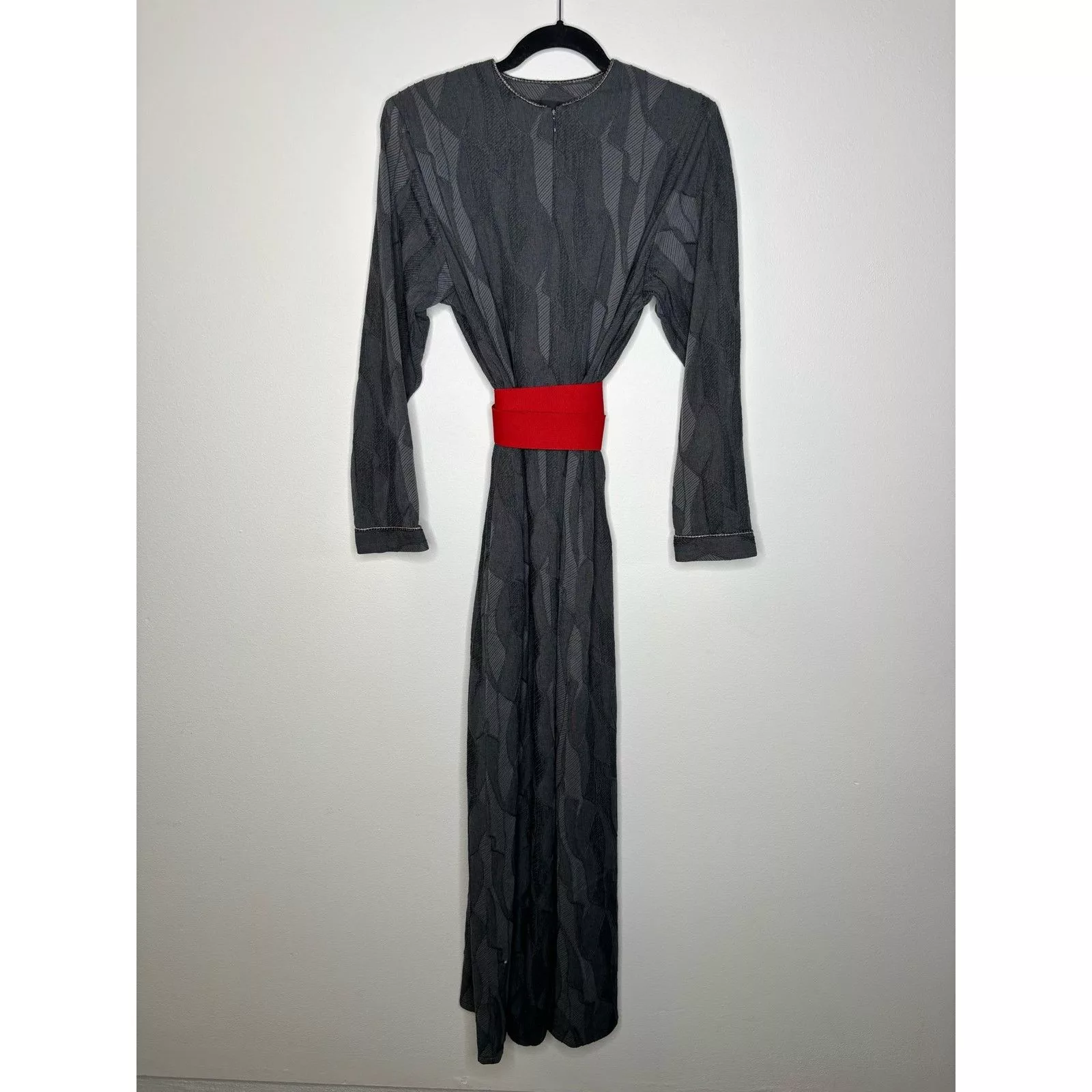 Vintage Mini Dresses Vintage Picasso maxi house dress with shoulder pads. Size large. Gray