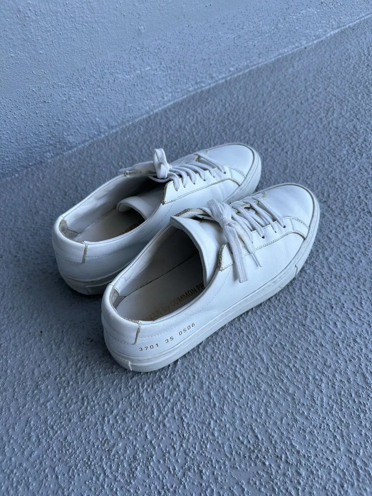 Common Projects Low Top Sneakers WOMAN BY COMMON PROJECTS EU35 White