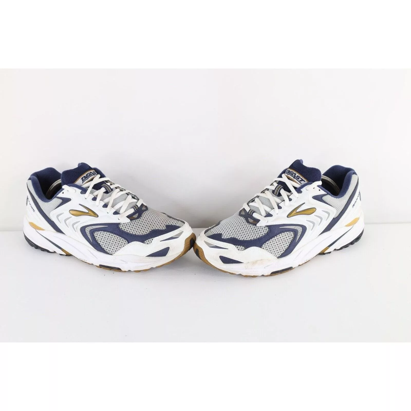 Brooks Low Top Sneakers Brooks × Vintage Vintage 90s Brooks Running Beast Running Jogging Shoes White