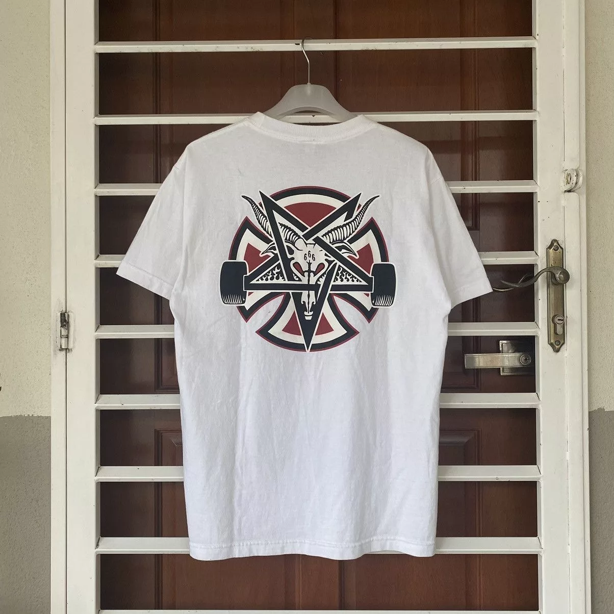 Independent Truck Co. Short Sleeve T Shirts Independent Truck Co. × Thrasher Independen Truck x Thrasher Pentagram Skategoat Cross Shirt White