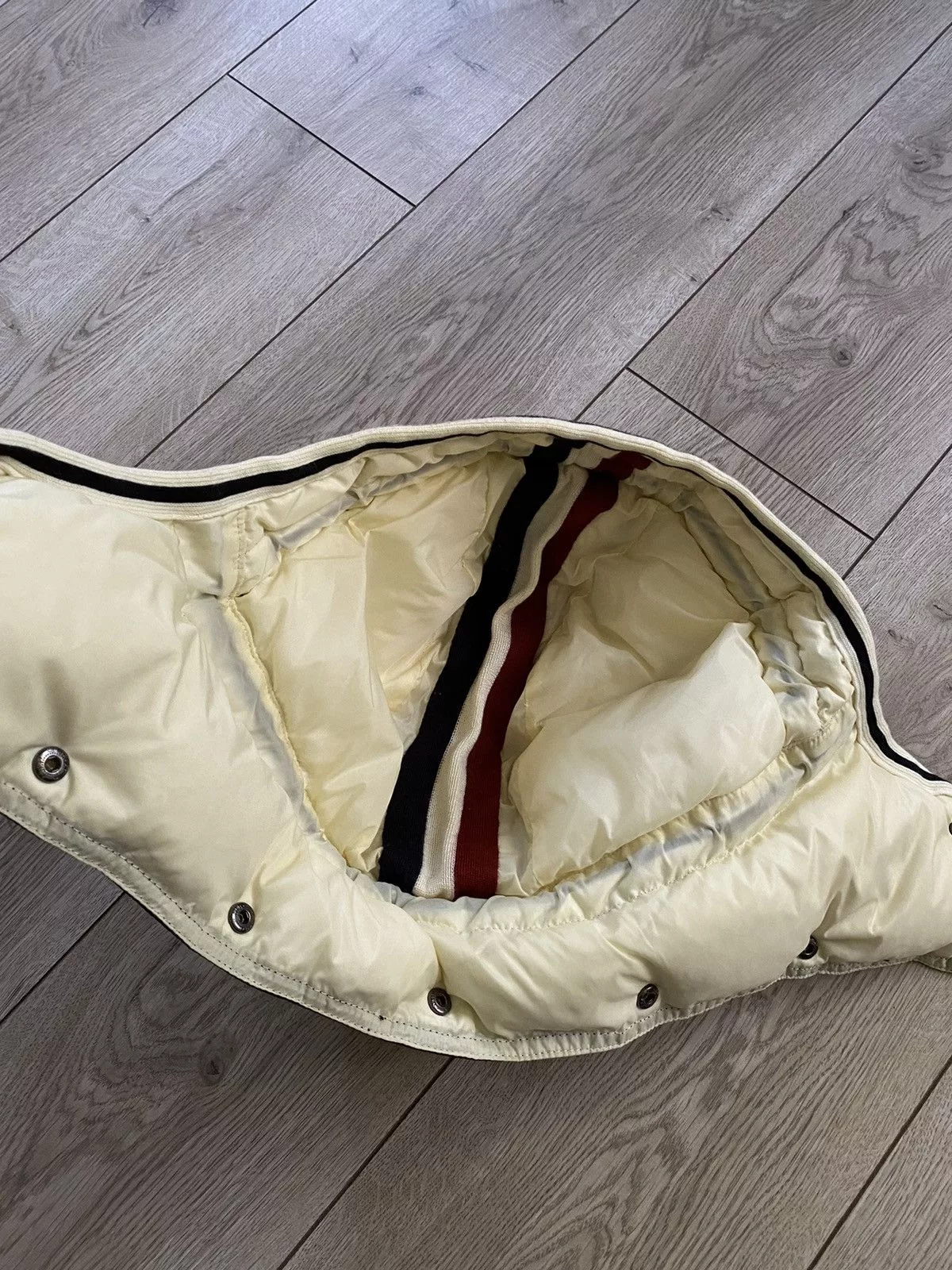 Moncler Miscellaneous Moncler Black Down Hood For Jacket