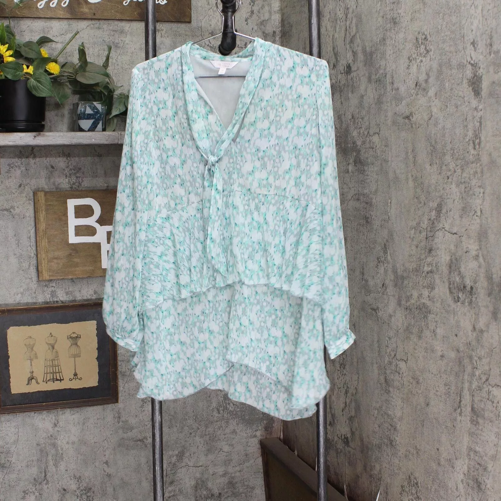 Designer Blouses Designer NEW LC Lauren Conrad Lined Blouse Shirt Top Blue Green M