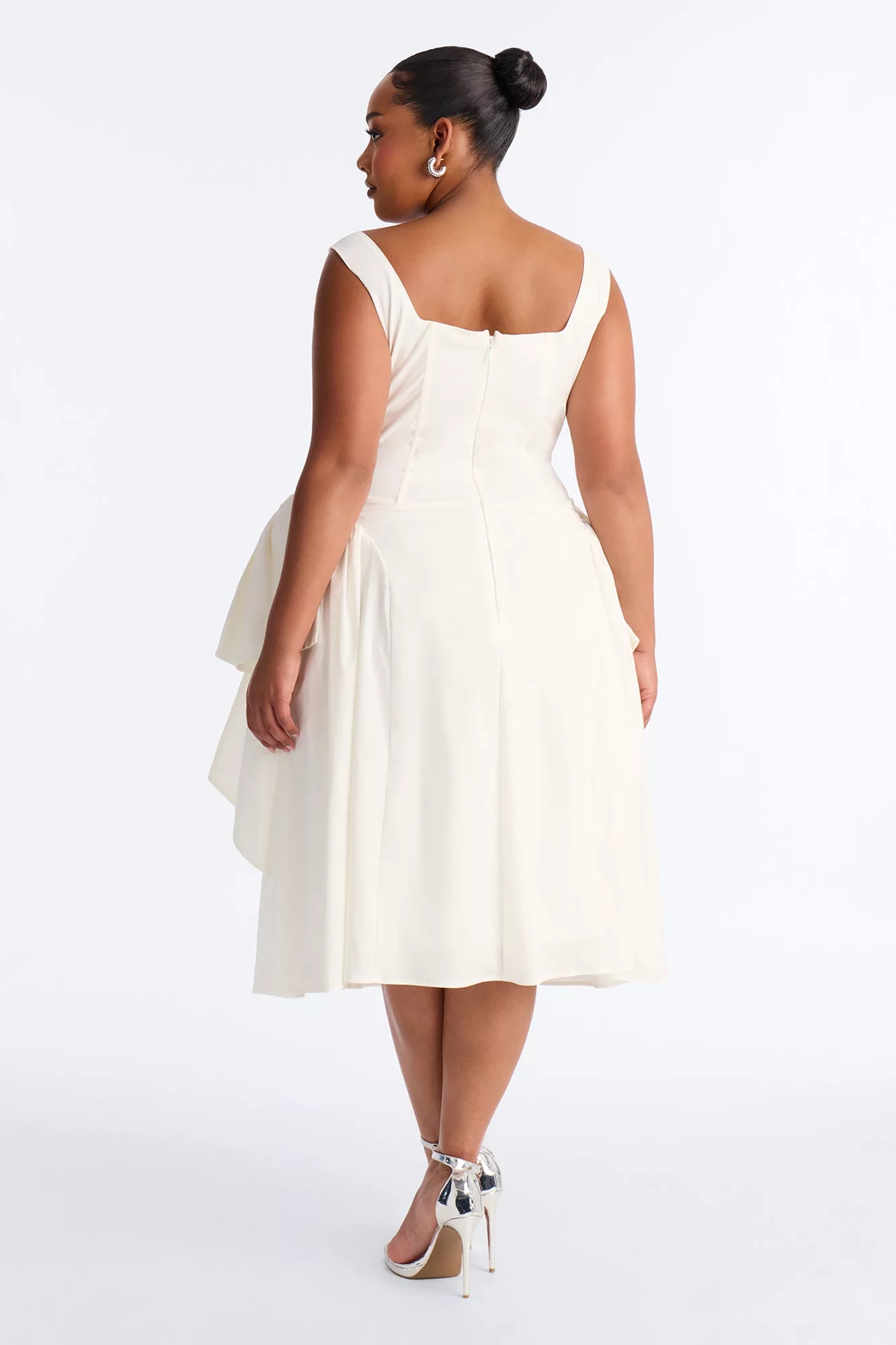 Get Ur Bow On Midi Dress - White