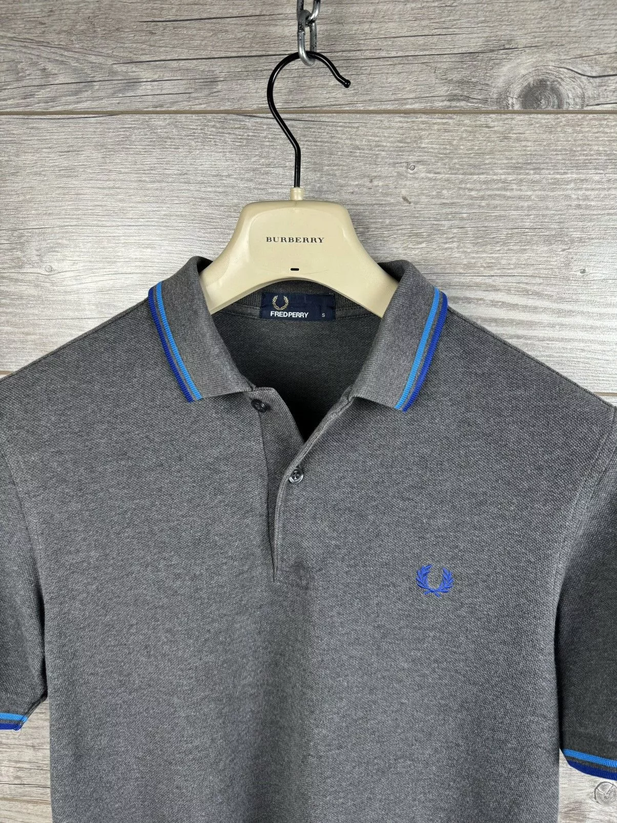 Fred Perry Polos Fred Perry × Vintage FRED PERRY POLO 👕 STREET SHORT-SLEEVE T-SHIRT SIZE S Gray Streetwear