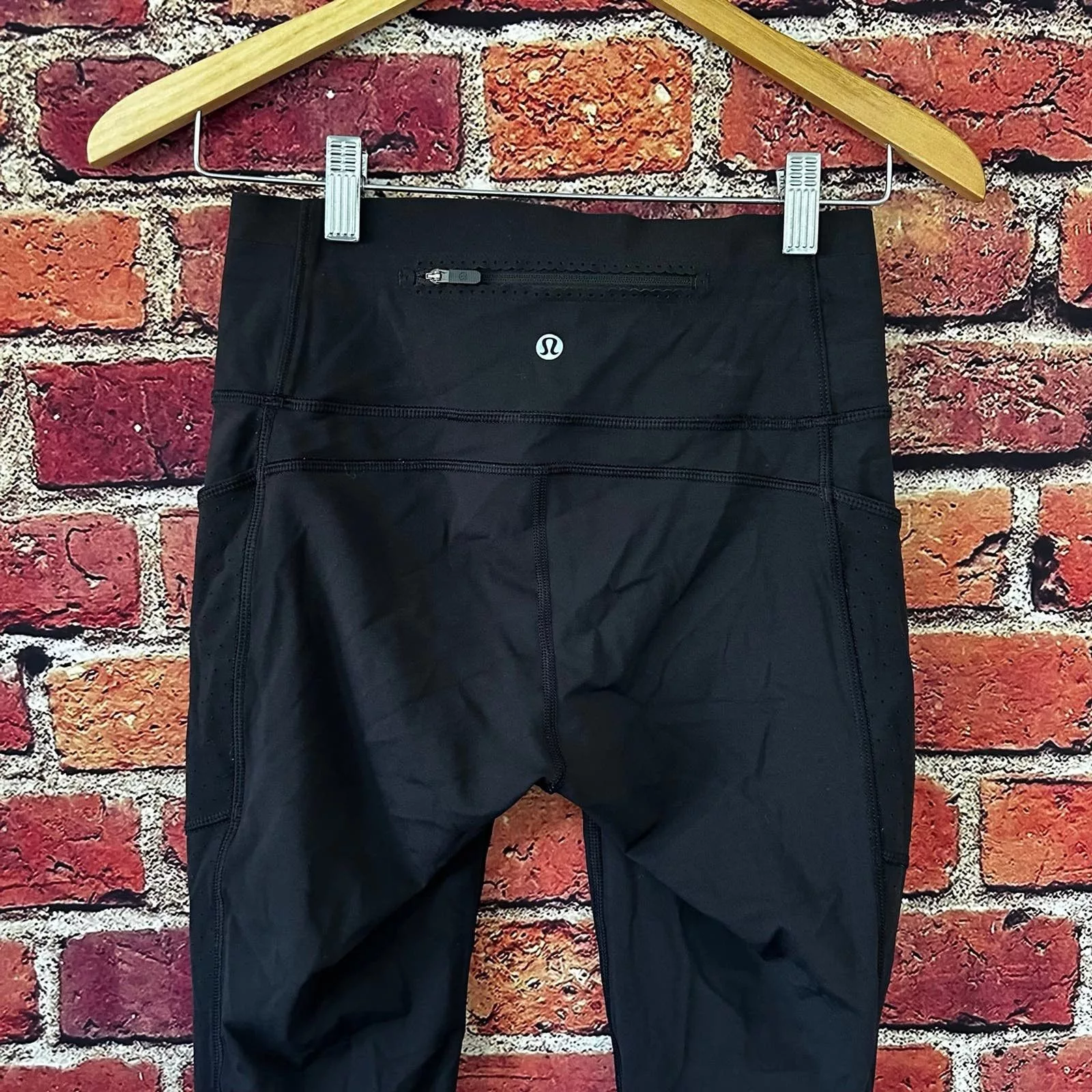 Black Lululemon Leggings size 6