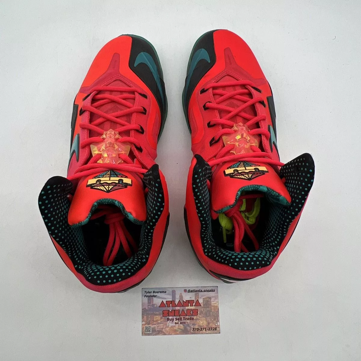 Nike Hi Top Sneakers Nike Lebron 11 hero pack Red