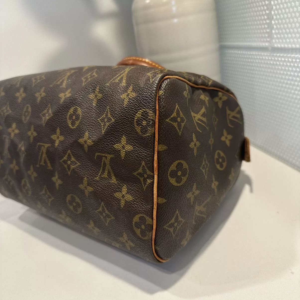 Louis Vuitton Handle Bags Louis Vuitton Authentic Speedy 25 Brown