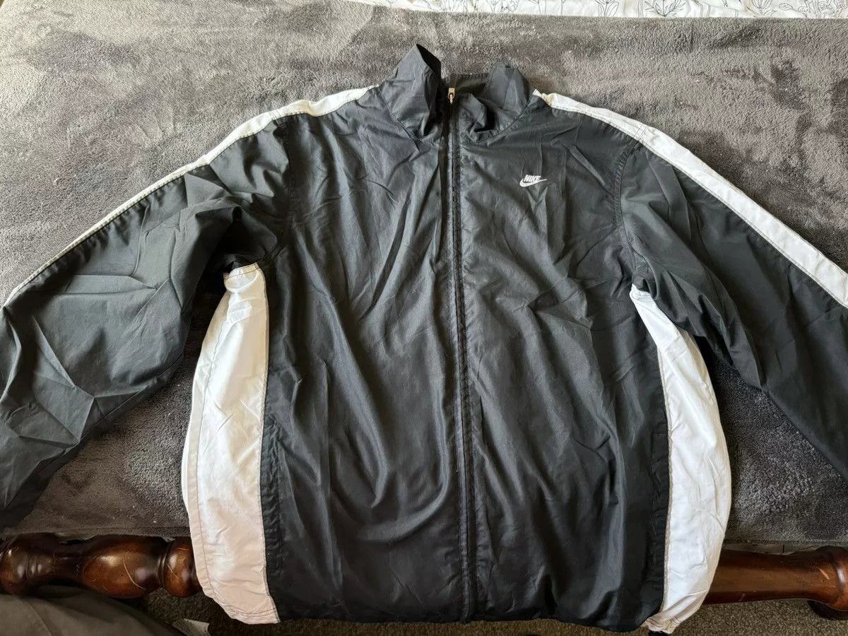 Nike Light Jackets Nike Windbreaker Black