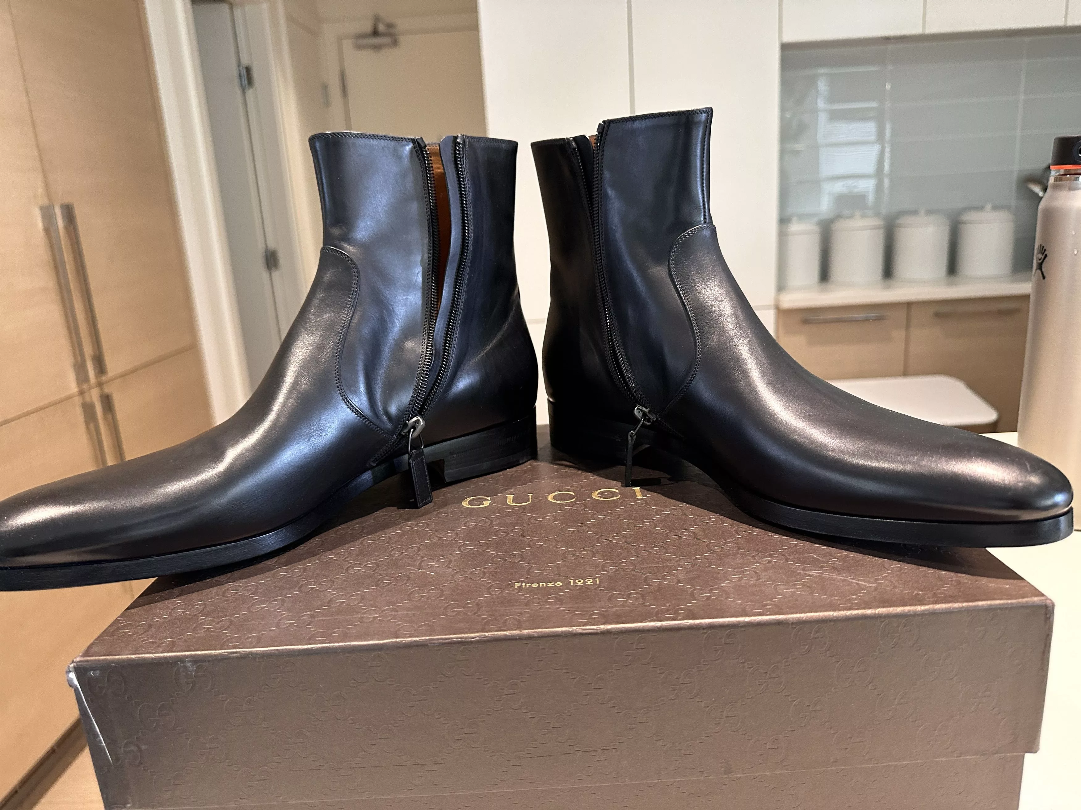 Gucci Boots Gucci Side-Zip Leather Chelsea Boots Black