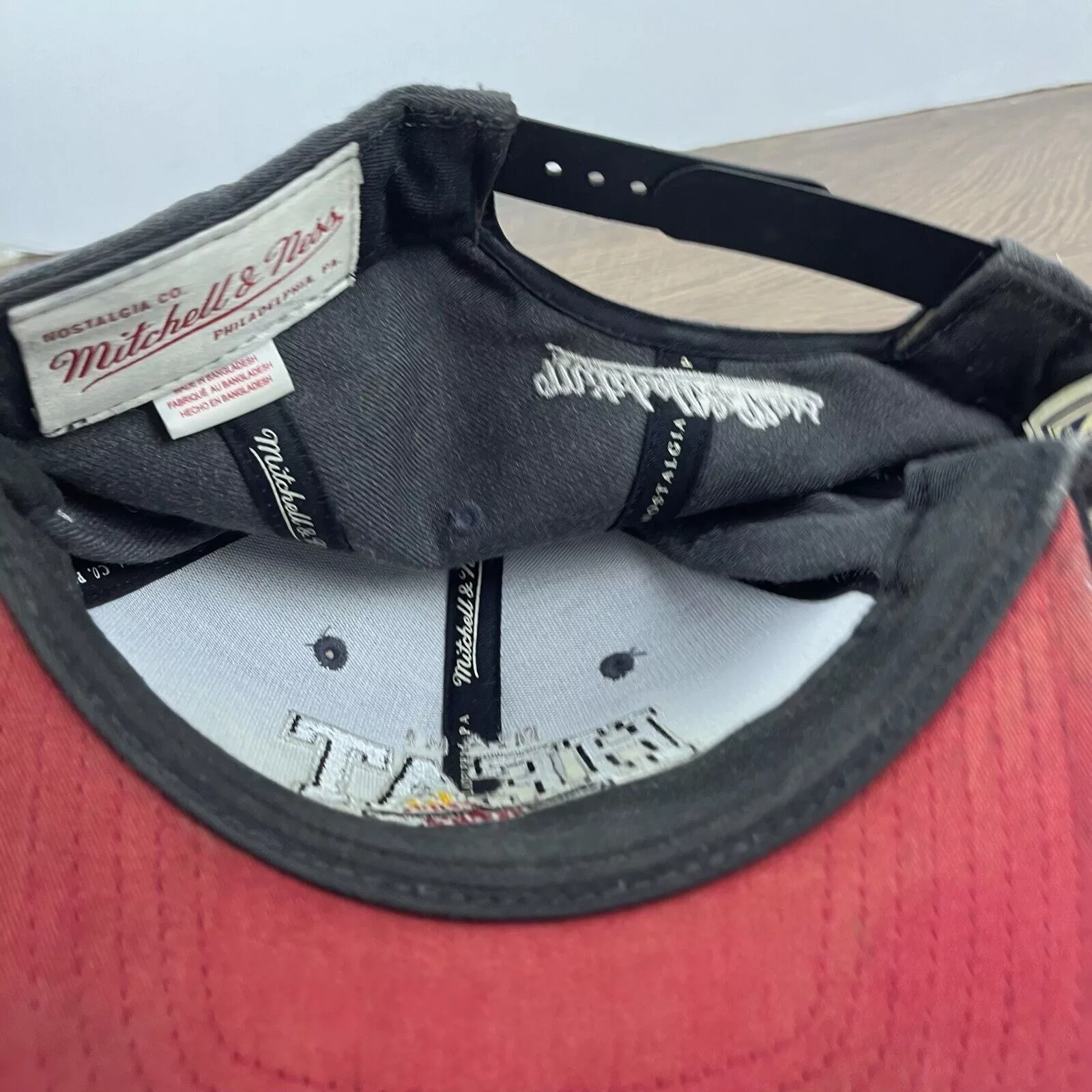 Mitchell & Ness Hats Miami Heat Snapback Hat Mitchell & Ness Gray Cap Adjustable