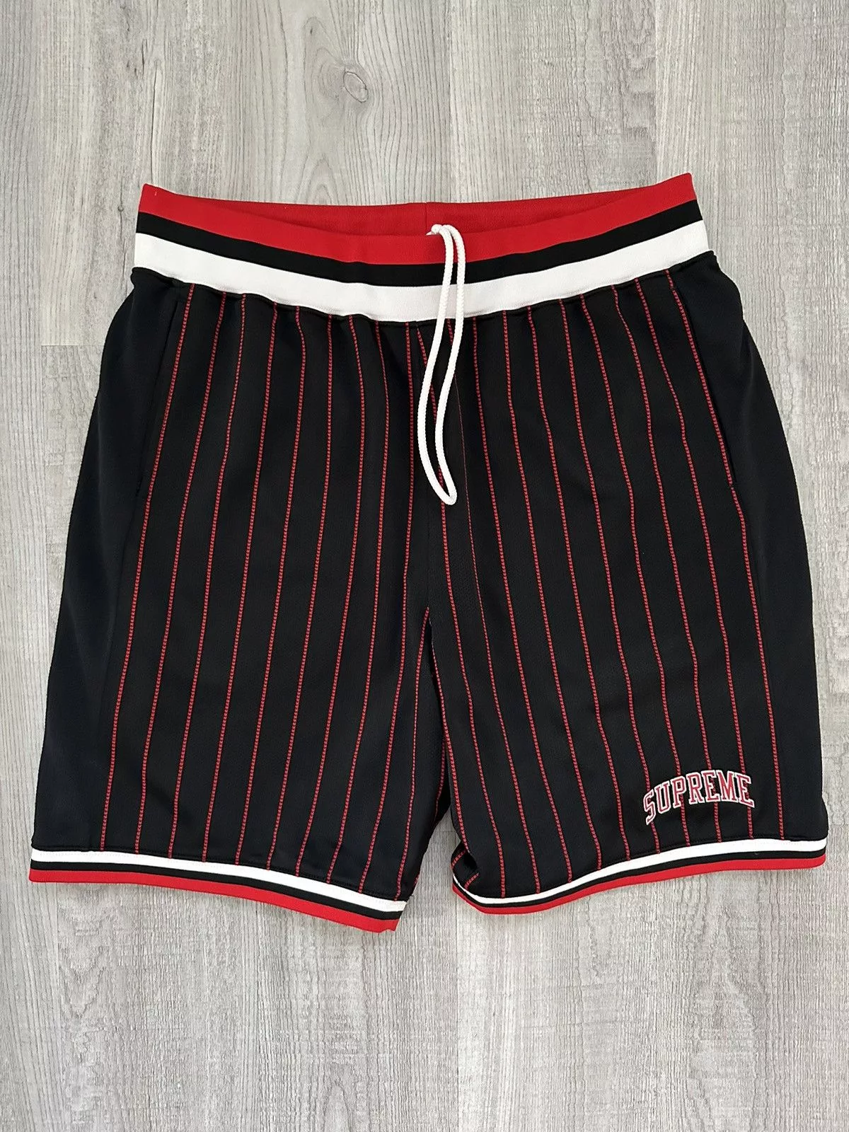 Supreme Shorts Supreme SS16 Crossover Basketball Shorts Black