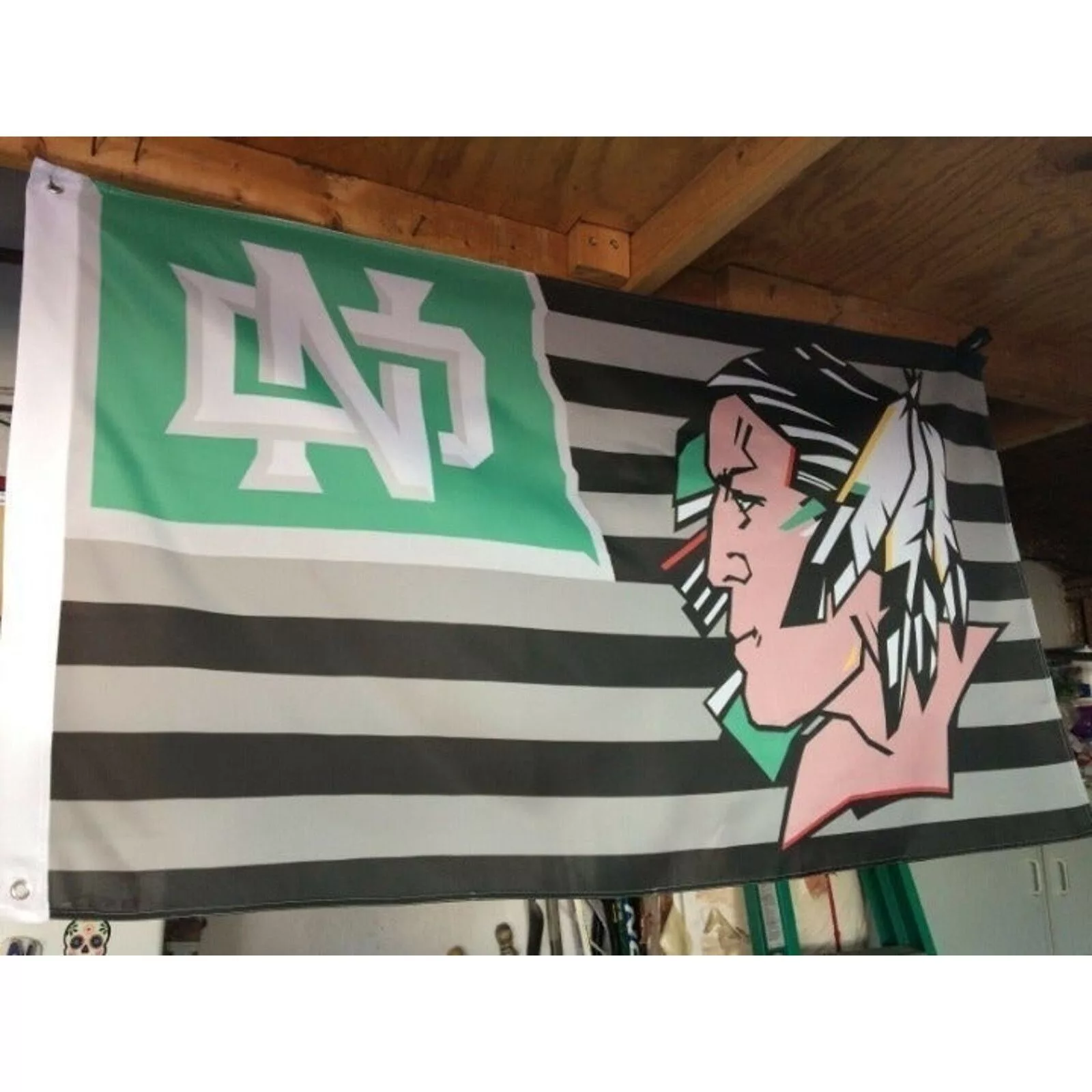 Other Miscellaneous Other UND North Dakota Fighting Sioux 5ft Flag Multi