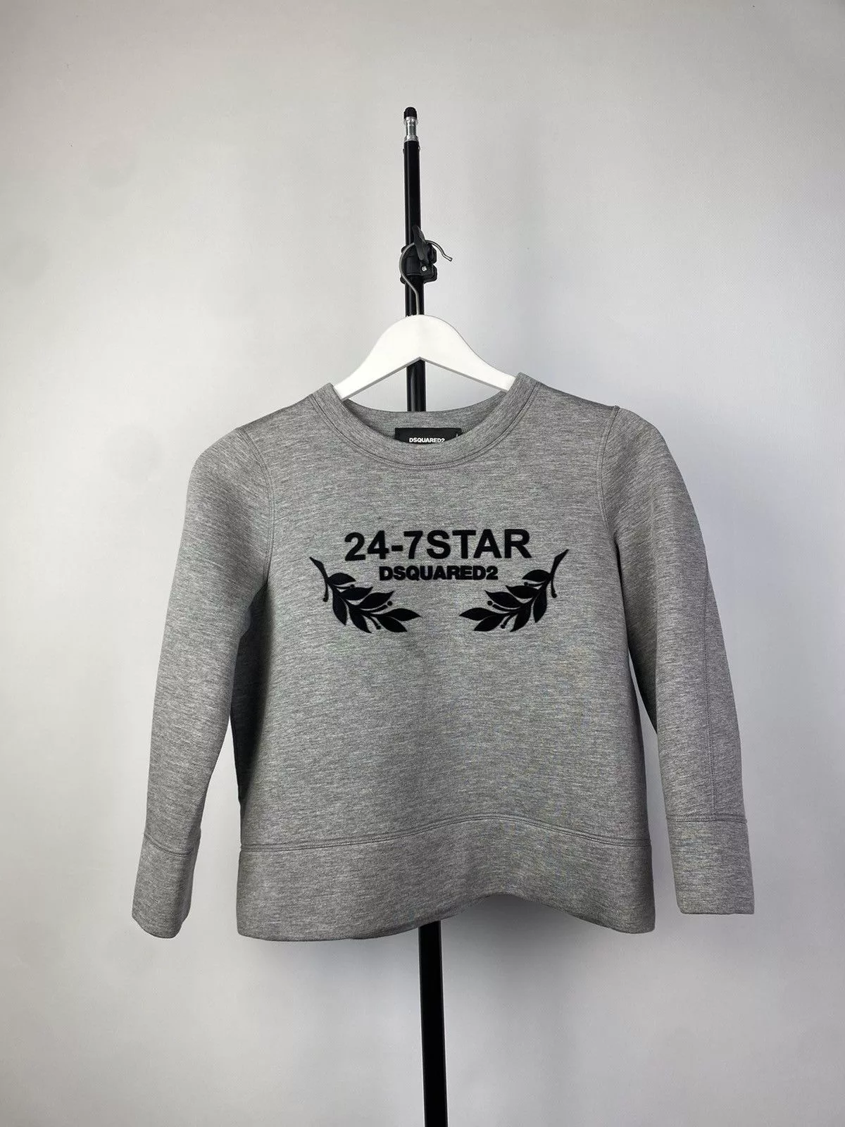 Dsquared2 Sweatshirts Dsquared2 Big logo 24-7STAR Crop sweatshirt size S Gray