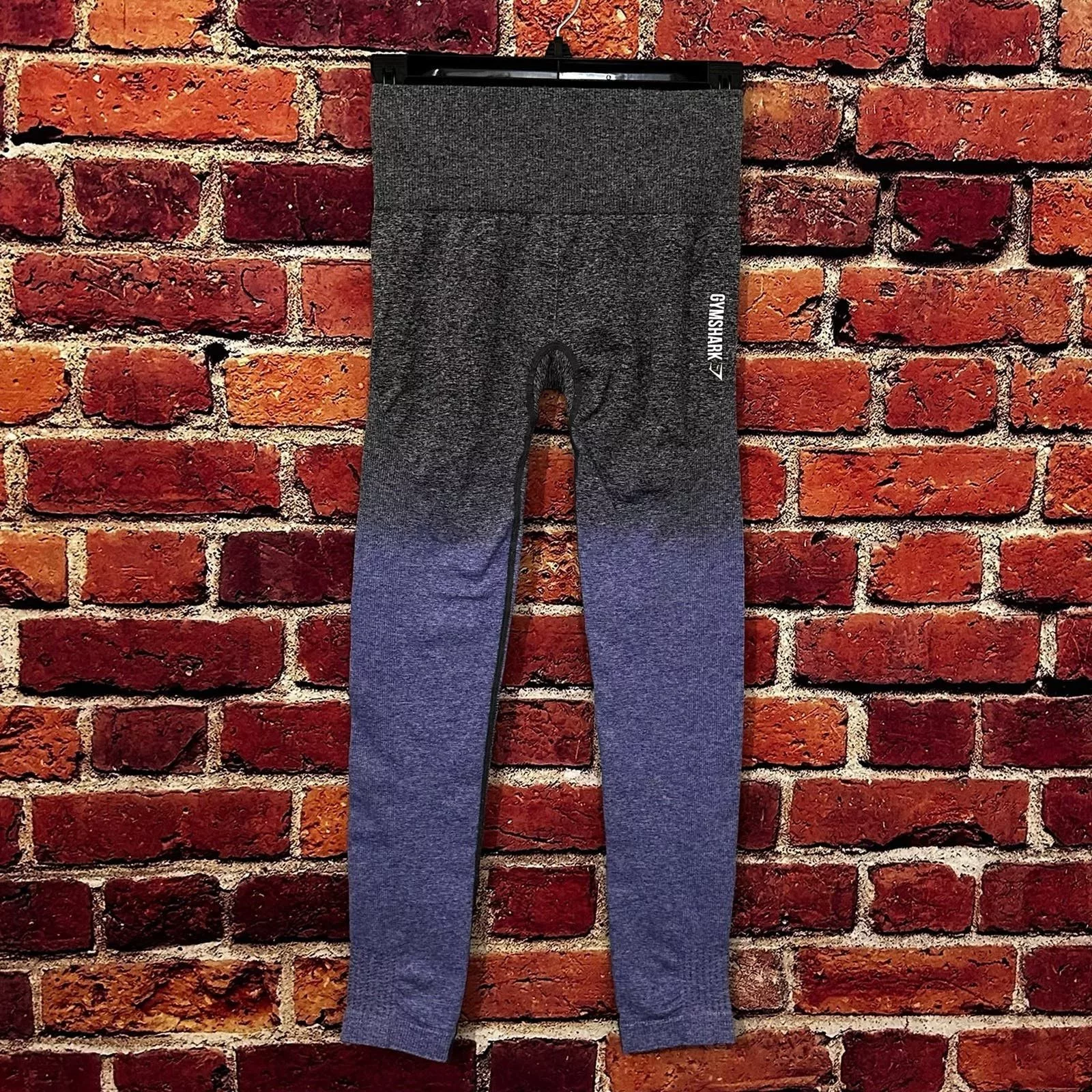 Gymshark Leggings size small Gray