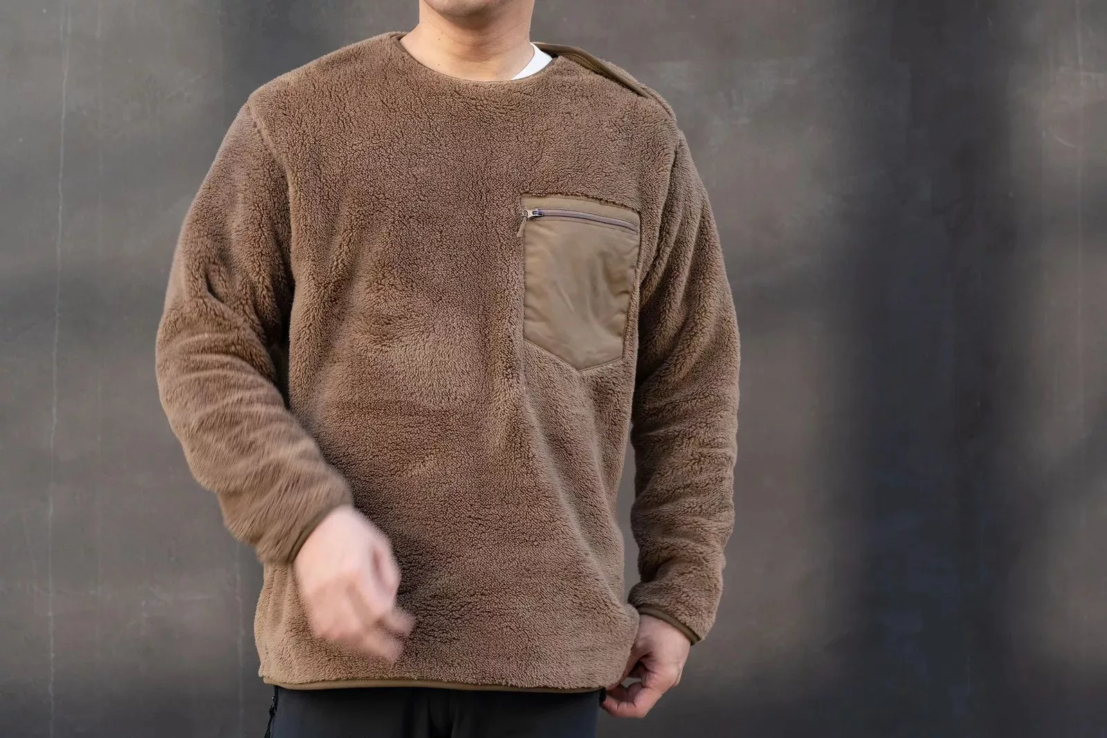 Engineered Garments Light Jackets Engineered Garments × Uniqlo Engineered Garments Uniqlo Pile Fleece Snap Shoulder XS Brown