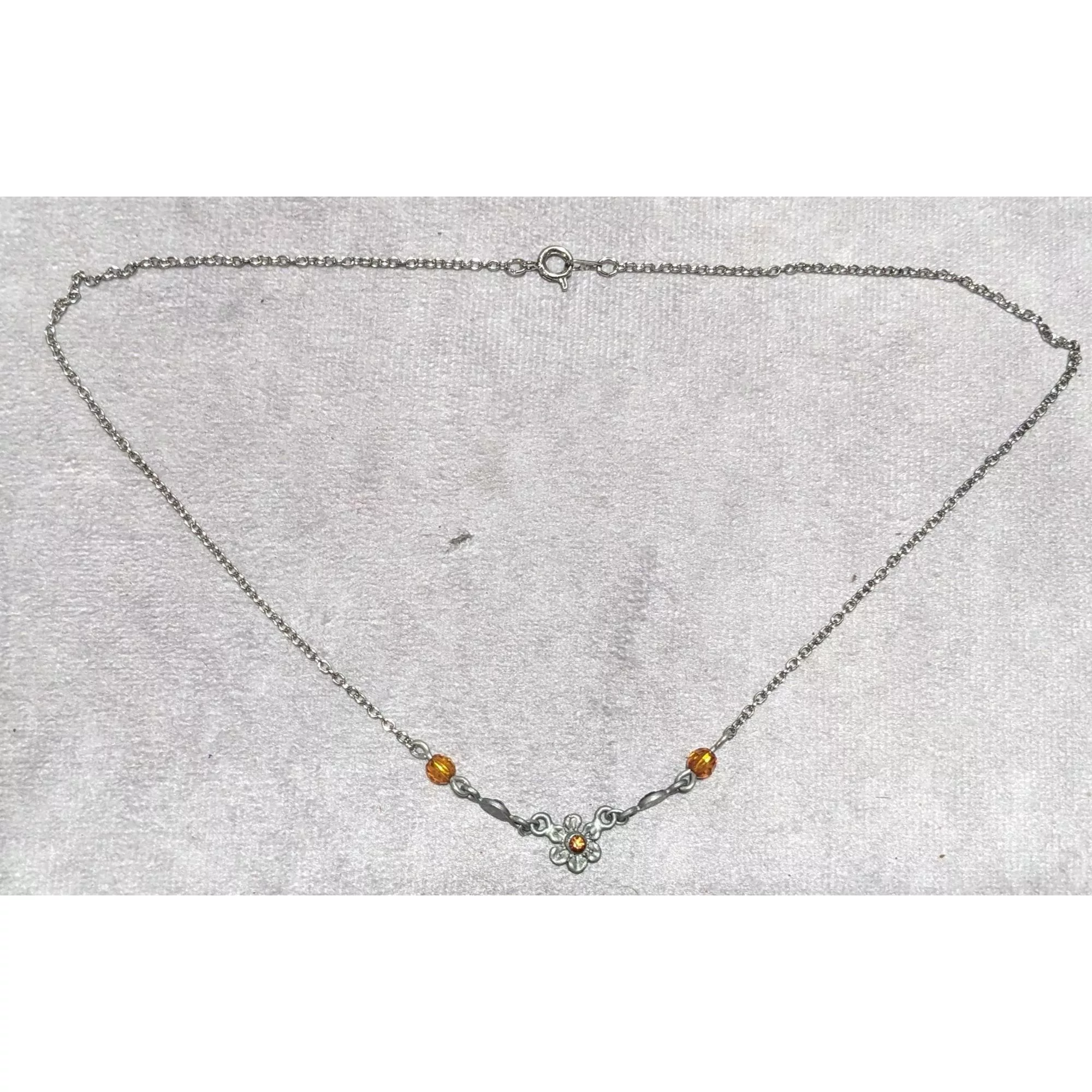 Other Necklaces Other Minimalist Daisy Necklace Silver