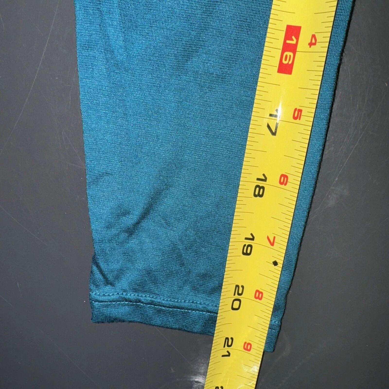 Other Long Sleeve T Shirts Other HEATTECH Long Sleeve Shirt Size S Excellent Condition Blue G