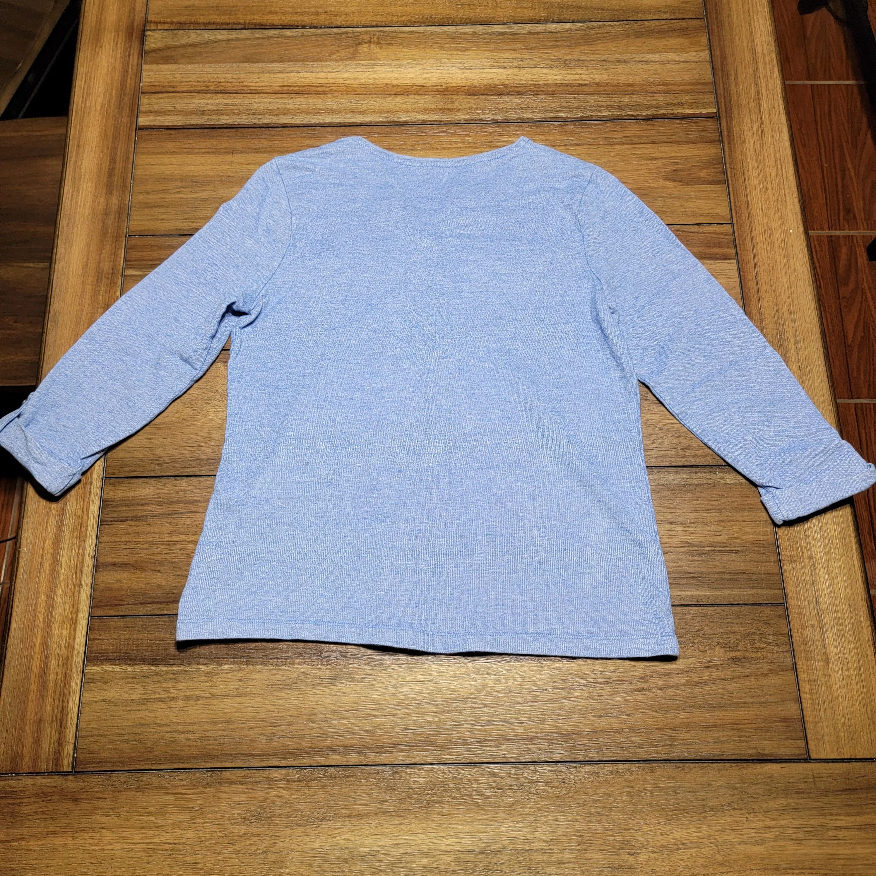 Croft & Barrow Blouses Croft & Barrow LS Quarter Button w/Pockets - Size Medium Blue