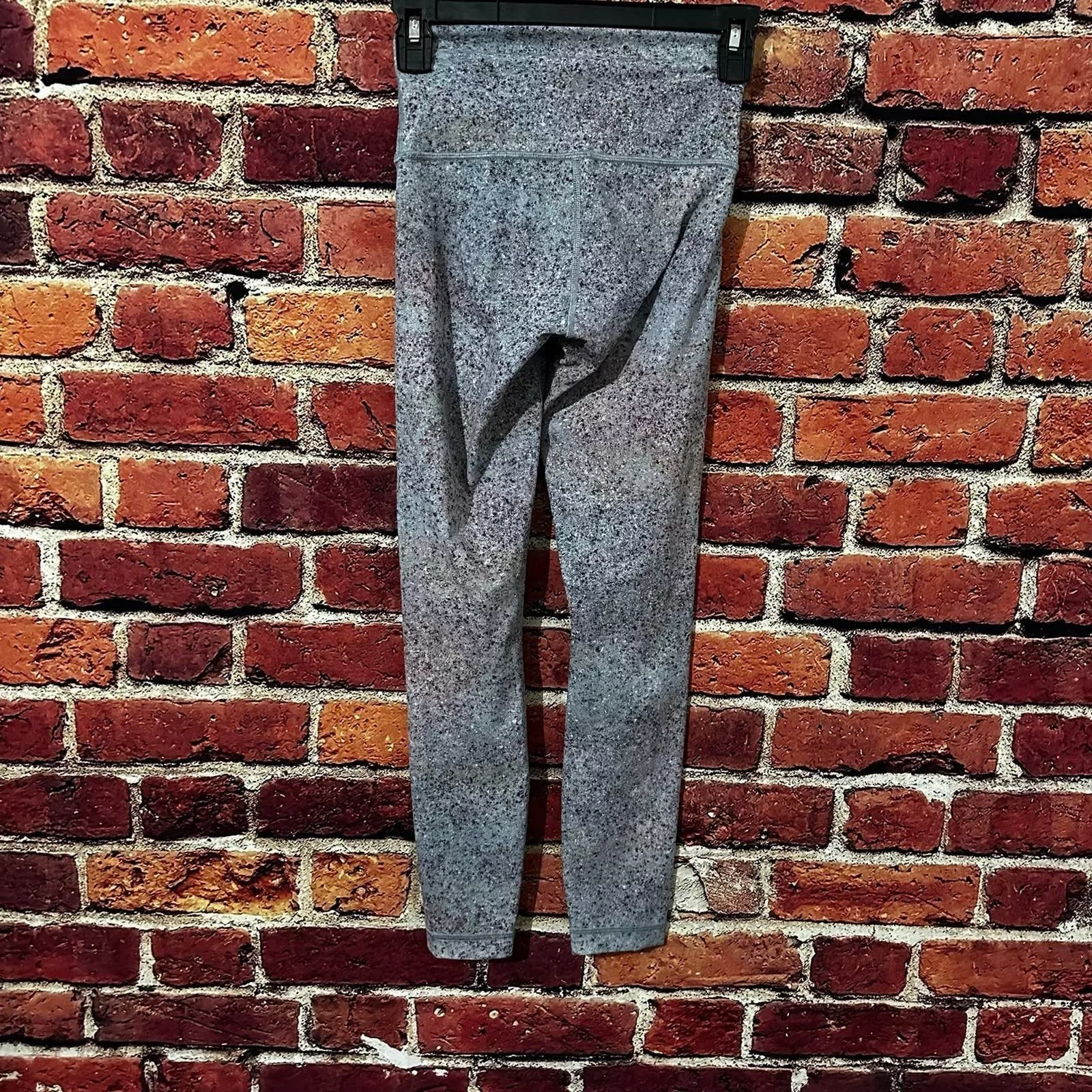 lululemon leggings size 2 Gray
