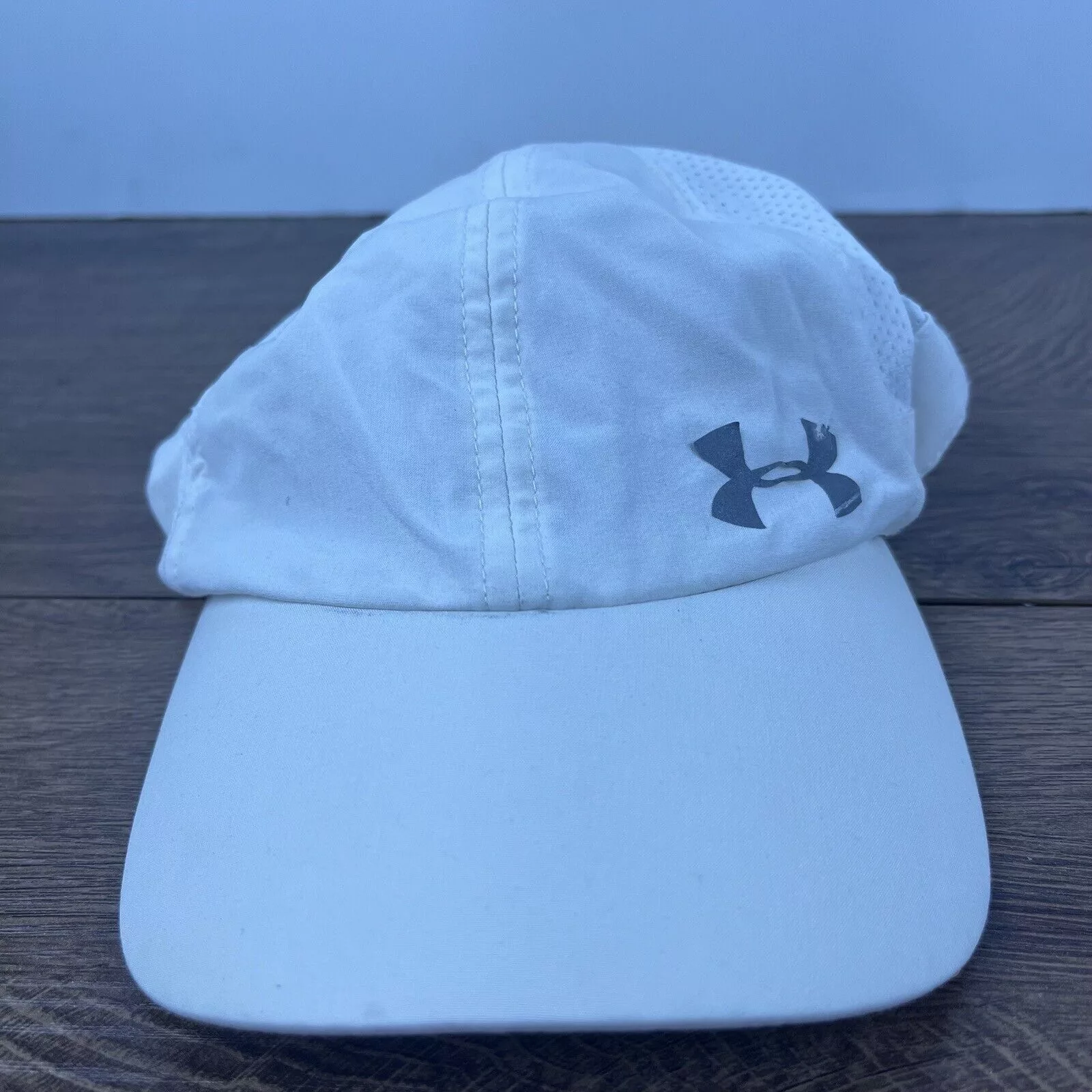Under Armour Hats Under Armour Running Hat UA Athletic White Hat Adjustable Wo
