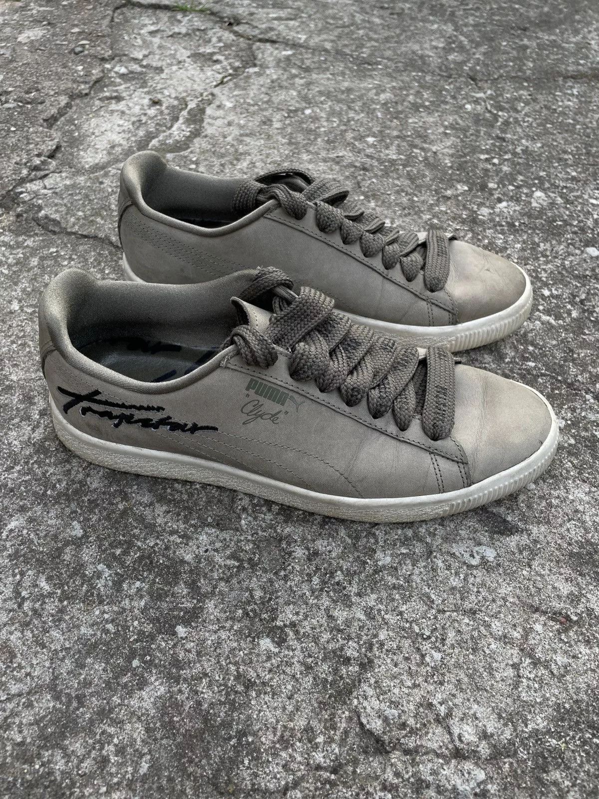 Puma Low Top Sneakers Puma × Trapstar London Puma x Trapstar Clyde Sneakers Gray